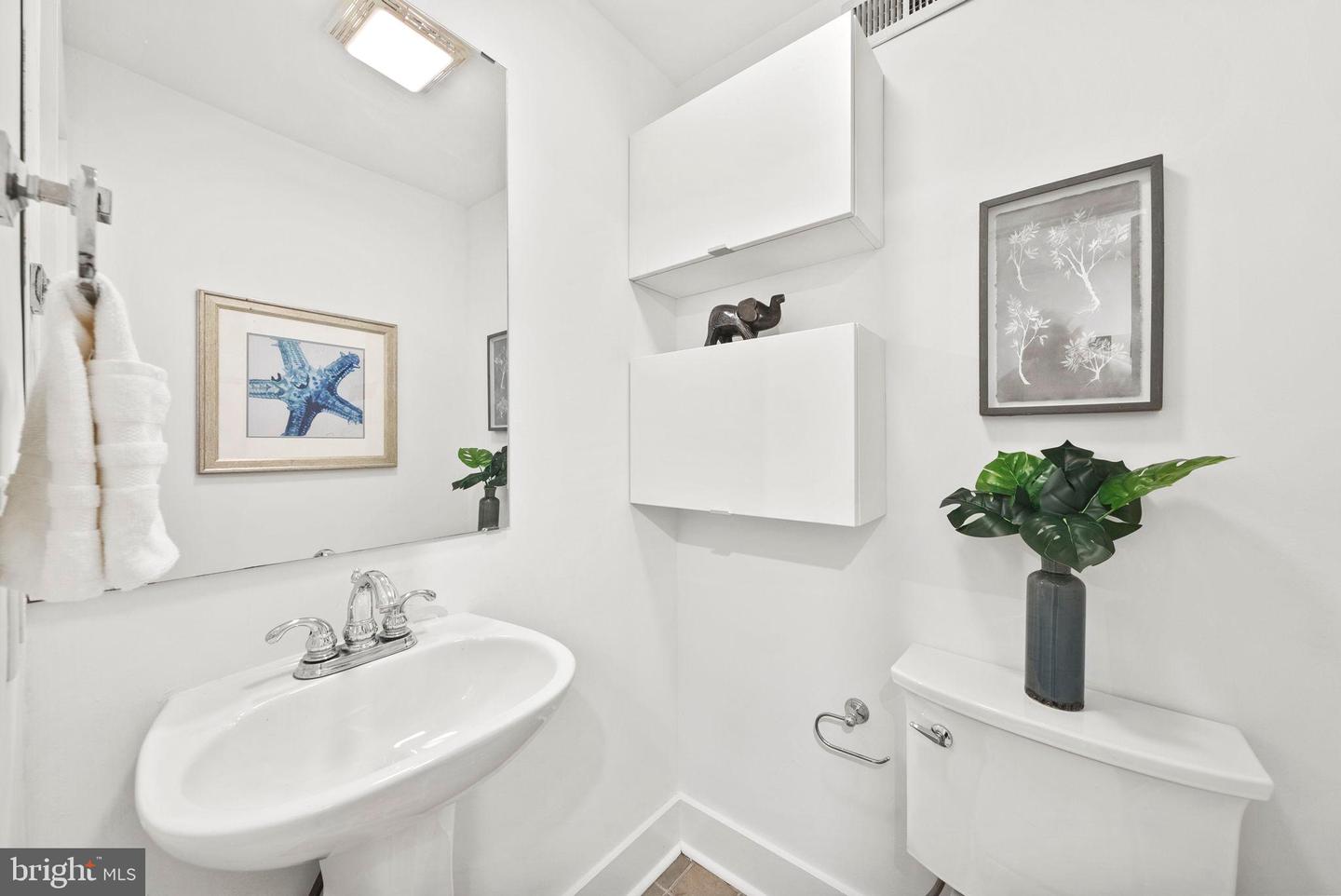 77 U ST NW #2, WASHINGTON, District Of Columbia 20001, 2 Bedrooms Bedrooms, ,1 BathroomBathrooms,Residential,For sale,77 U ST NW #2,DCDC2136088 MLS # DCDC2136088