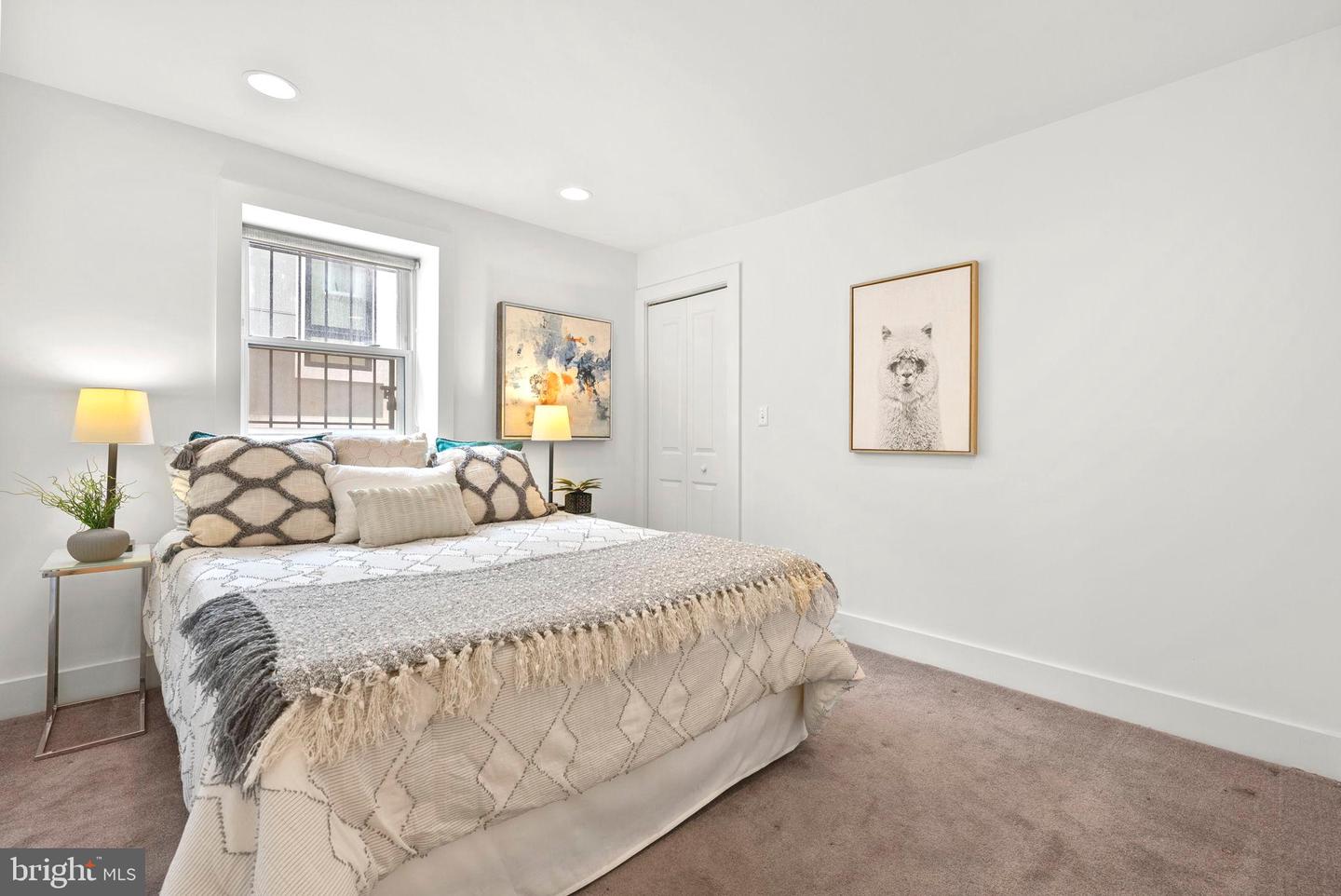 77 U ST NW #2, WASHINGTON, District Of Columbia 20001, 2 Bedrooms Bedrooms, ,1 BathroomBathrooms,Residential,For sale,77 U ST NW #2,DCDC2136088 MLS # DCDC2136088