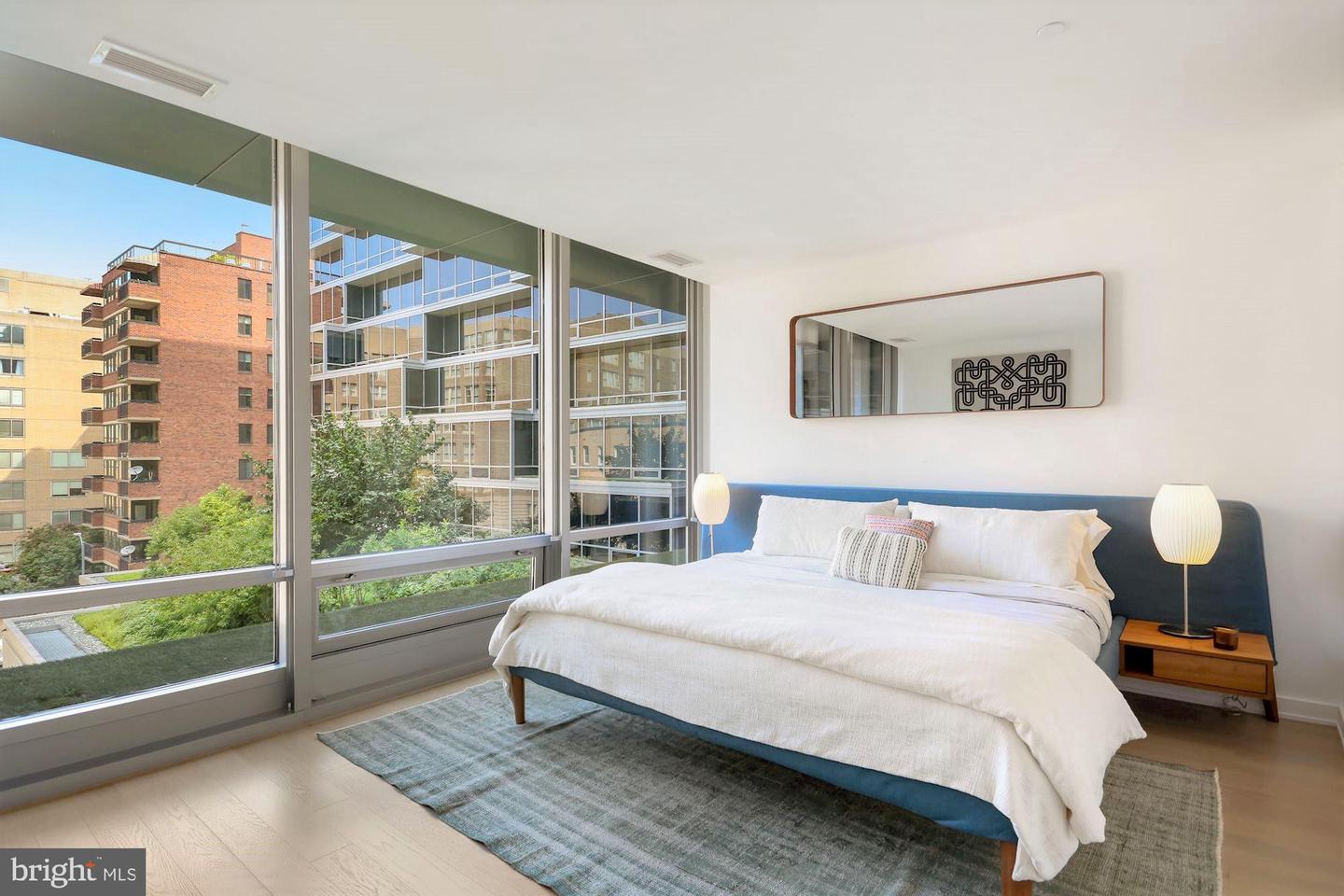 1111 24TH ST NW #4Q, WASHINGTON, District Of Columbia 20037, 2 Bedrooms Bedrooms, ,1 BathroomBathrooms,Residential,For sale,1111 24TH ST NW #4Q,DCDC2136456 MLS # DCDC2136456