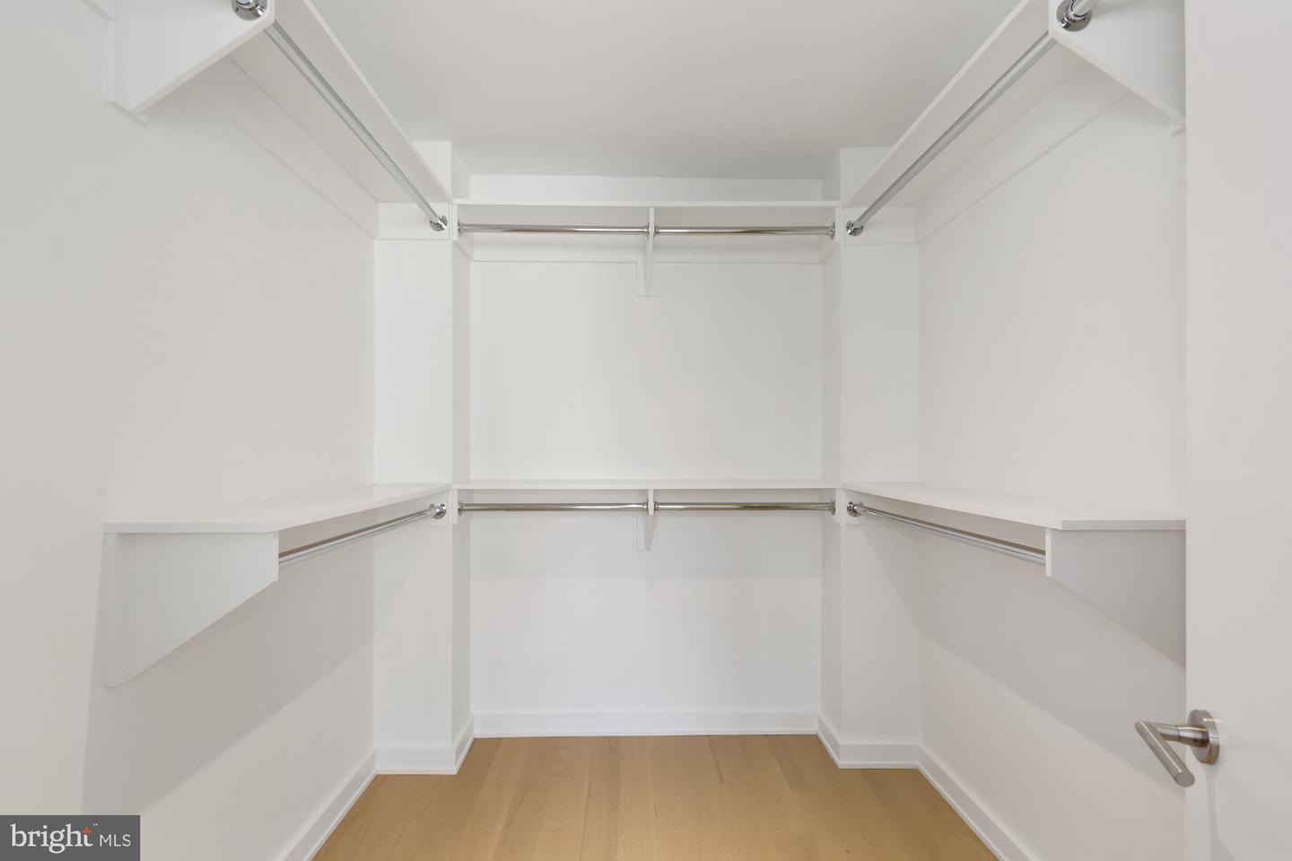 1111 24TH ST NW #4Q, WASHINGTON, District Of Columbia 20037, 2 Bedrooms Bedrooms, ,1 BathroomBathrooms,Residential,For sale,1111 24TH ST NW #4Q,DCDC2136456 MLS # DCDC2136456