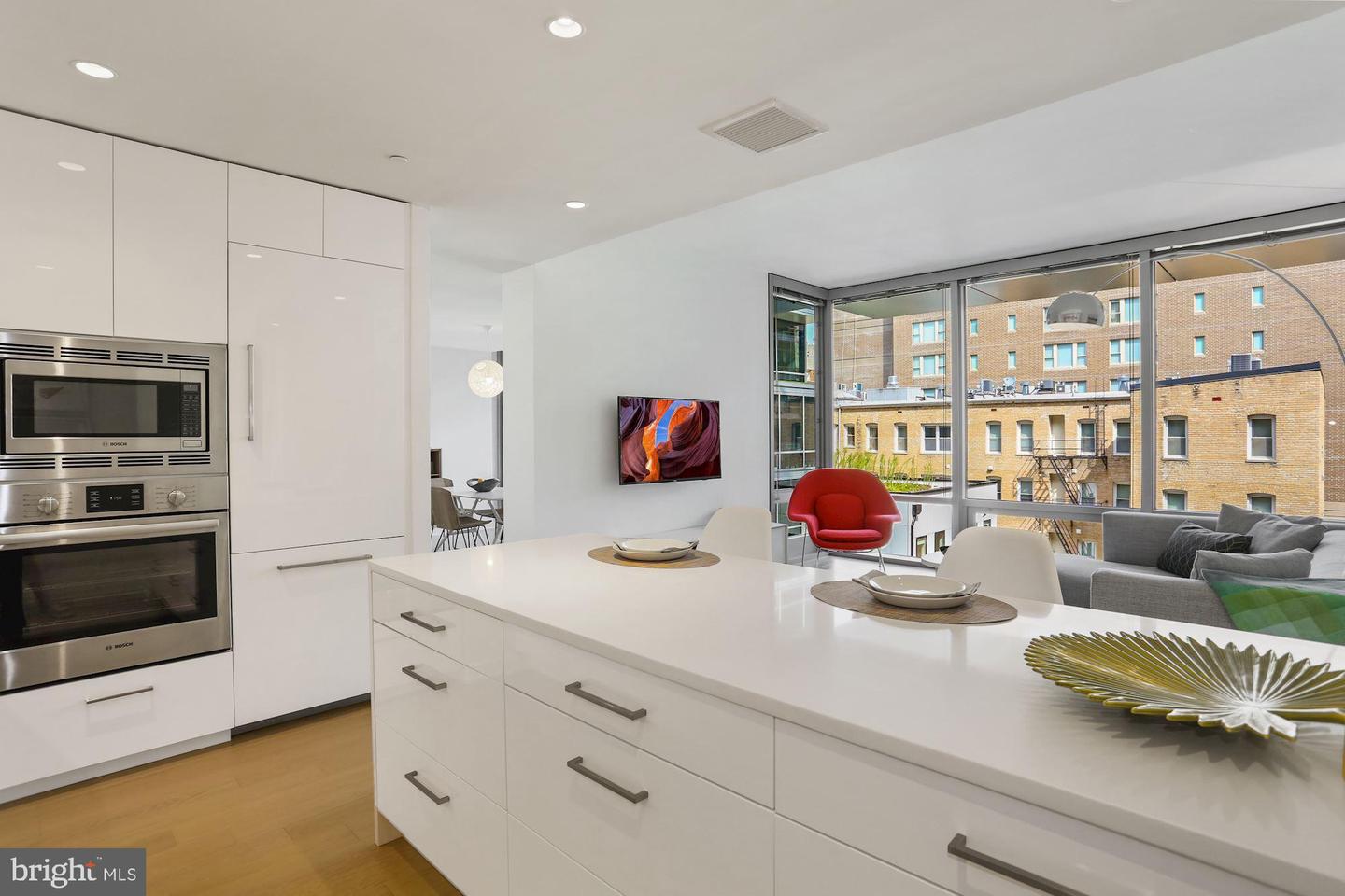 1111 24TH ST NW #4Q, WASHINGTON, District Of Columbia 20037, 2 Bedrooms Bedrooms, ,1 BathroomBathrooms,Residential,For sale,1111 24TH ST NW #4Q,DCDC2136456 MLS # DCDC2136456