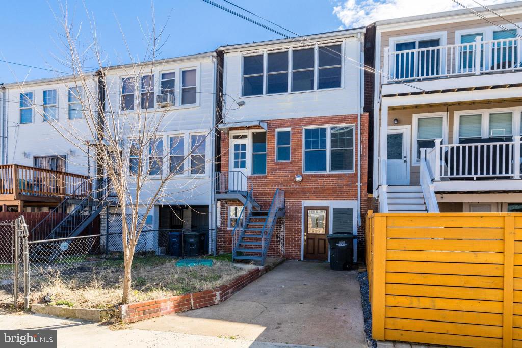 1704 CONSTITUTION AVE NE, WASHINGTON, District Of Columbia 20002, 3 Bedrooms Bedrooms, ,2 BathroomsBathrooms,Residential,For sale,1704 CONSTITUTION AVE NE,DCDC2138832 MLS # DCDC2138832