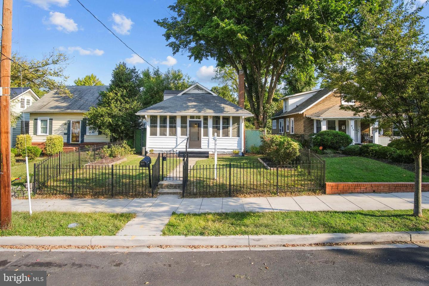 217 PEABODY ST NW, WASHINGTON, District Of Columbia 20011, 3 Bedrooms Bedrooms, ,2 BathroomsBathrooms,Residential,For sale,217 PEABODY ST NW,DCDC2138938 MLS # DCDC2138938