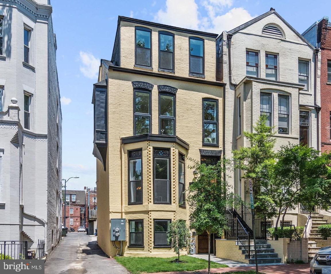 2023 O ST NW, WASHINGTON, District Of Columbia 20036, 6 Bedrooms Bedrooms, ,4 BathroomsBathrooms,Residential,For sale,2023 O ST NW,DCDC2138960 MLS # DCDC2138960