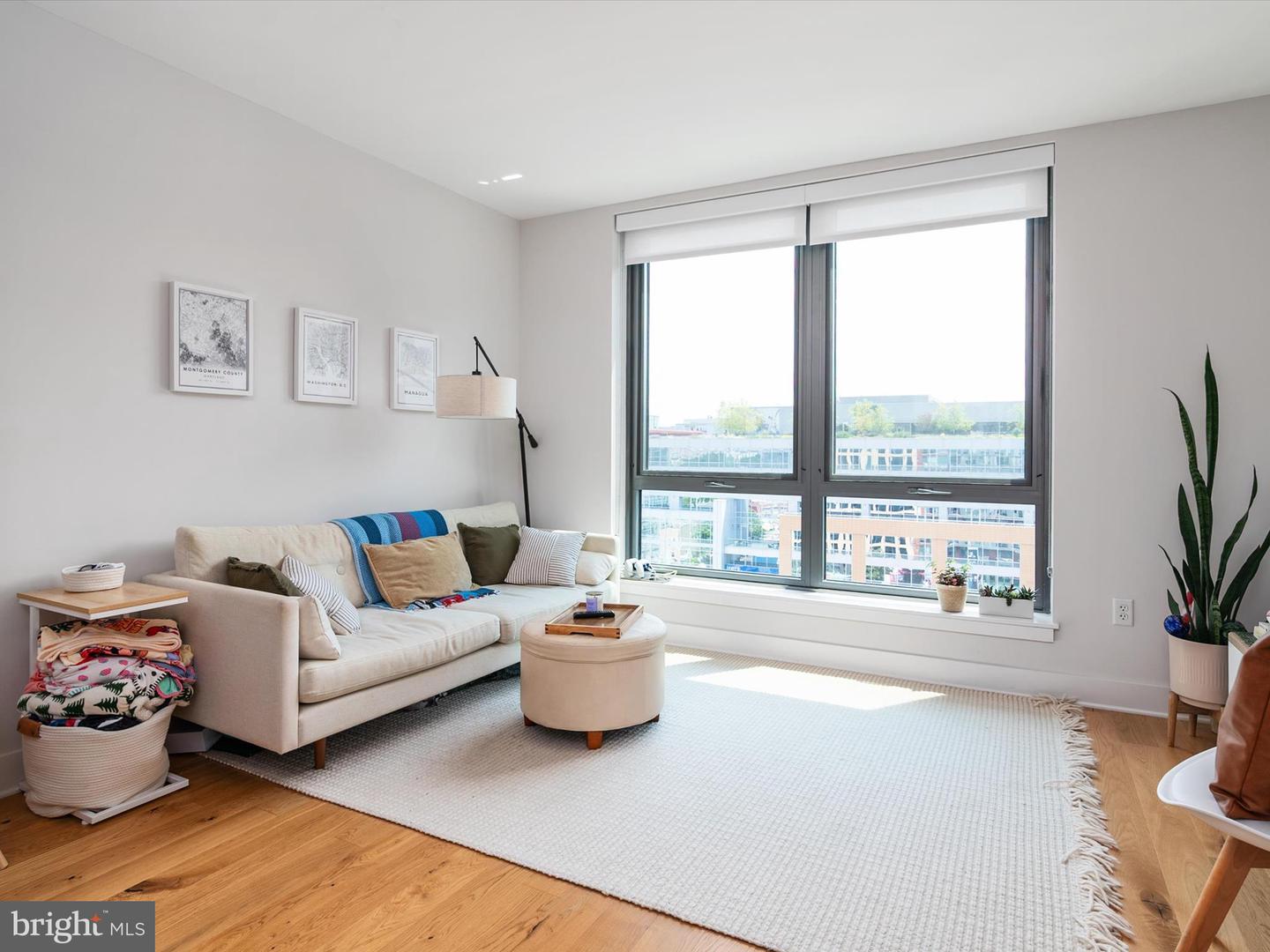1211 VAN ST SE #1110, WASHINGTON, District Of Columbia 20003, 1 Bedroom Bedrooms, ,1 BathroomBathrooms,Residential,For sale,1211 VAN ST SE #1110,DCDC2141622 MLS # DCDC2141622