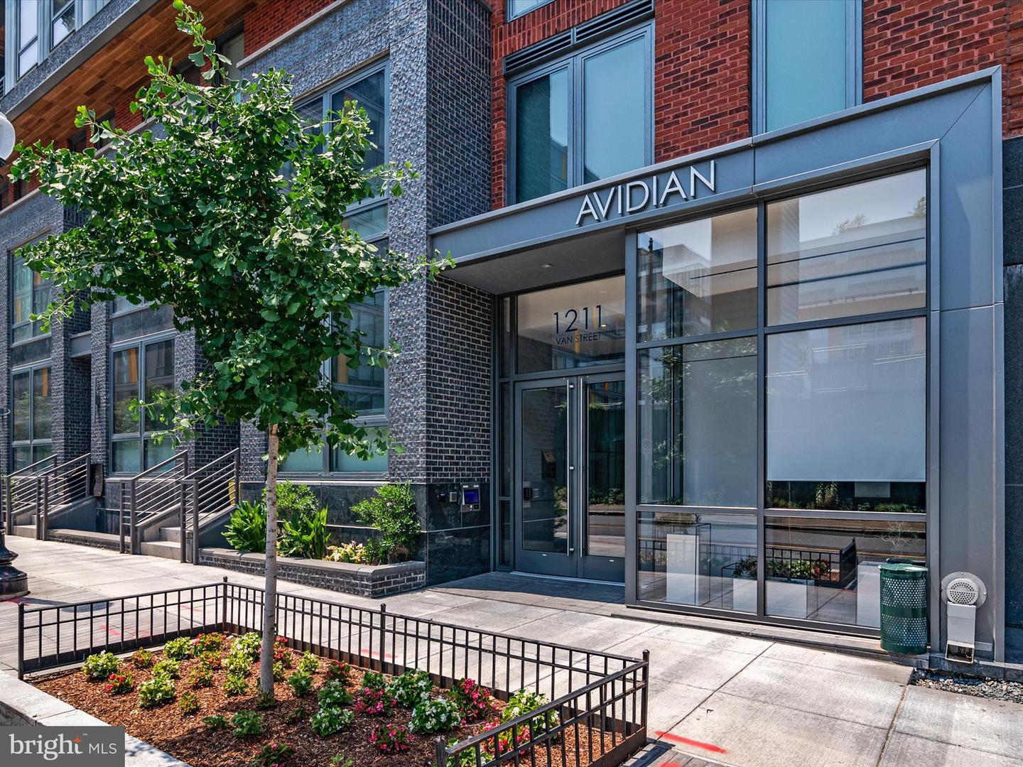 1211 VAN ST SE #1110, WASHINGTON, District Of Columbia 20003, 1 Bedroom Bedrooms, ,1 BathroomBathrooms,Residential,For sale,1211 VAN ST SE #1110,DCDC2141622 MLS # DCDC2141622