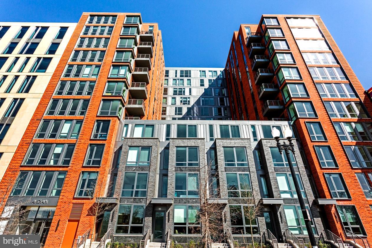 1211 VAN ST SE #1110, WASHINGTON, District Of Columbia 20003, 1 Bedroom Bedrooms, ,1 BathroomBathrooms,Residential,For sale,1211 VAN ST SE #1110,DCDC2141622 MLS # DCDC2141622