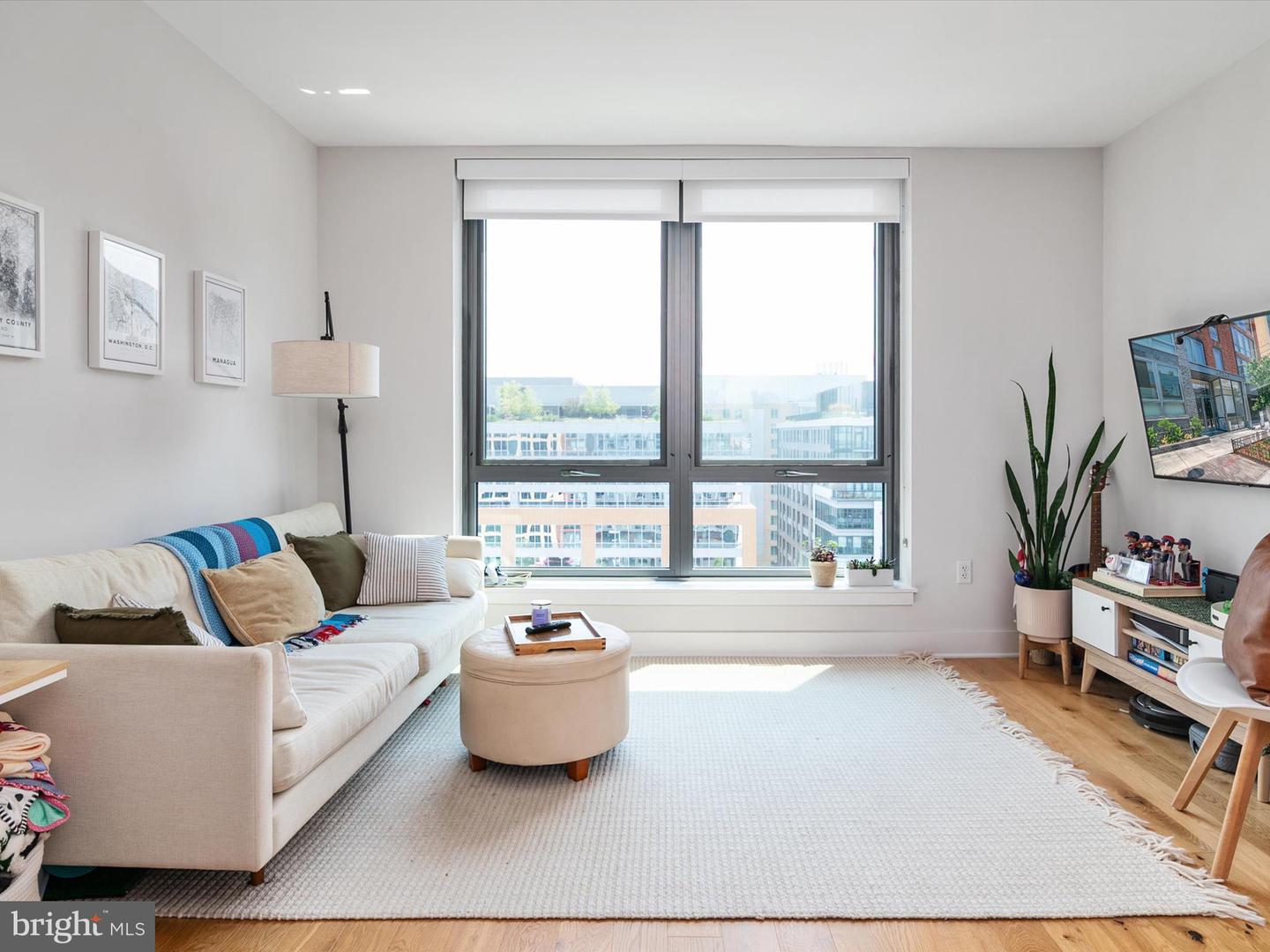 1211 VAN ST SE #1110, WASHINGTON, District Of Columbia 20003, 1 Bedroom Bedrooms, ,1 BathroomBathrooms,Residential,For sale,1211 VAN ST SE #1110,DCDC2141622 MLS # DCDC2141622