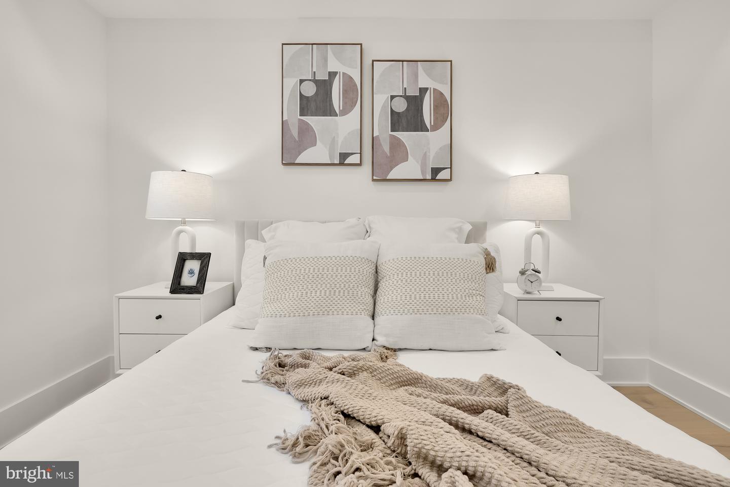 1006 FLORIDA AVE NE #102, WASHINGTON, District Of Columbia 20002, 1 Bedroom Bedrooms, ,1 BathroomBathrooms,Residential,For sale,1006 FLORIDA AVE NE #102,DCDC2141662 MLS # DCDC2141662