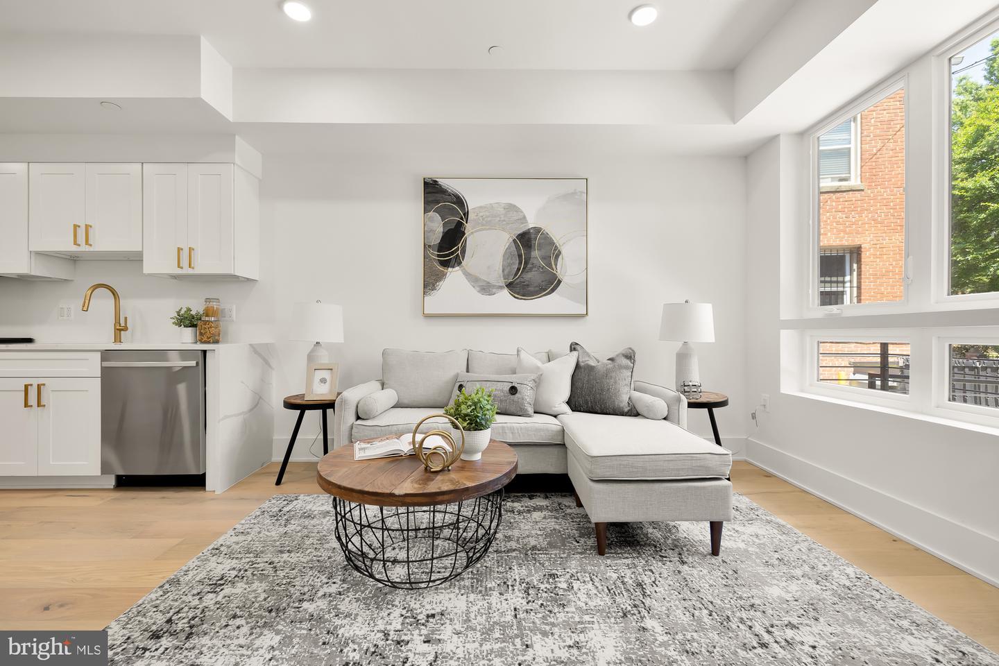 1006 FLORIDA AVE NE #102, WASHINGTON, District Of Columbia 20002, 1 Bedroom Bedrooms, ,1 BathroomBathrooms,Residential,For sale,1006 FLORIDA AVE NE #102,DCDC2141662 MLS # DCDC2141662