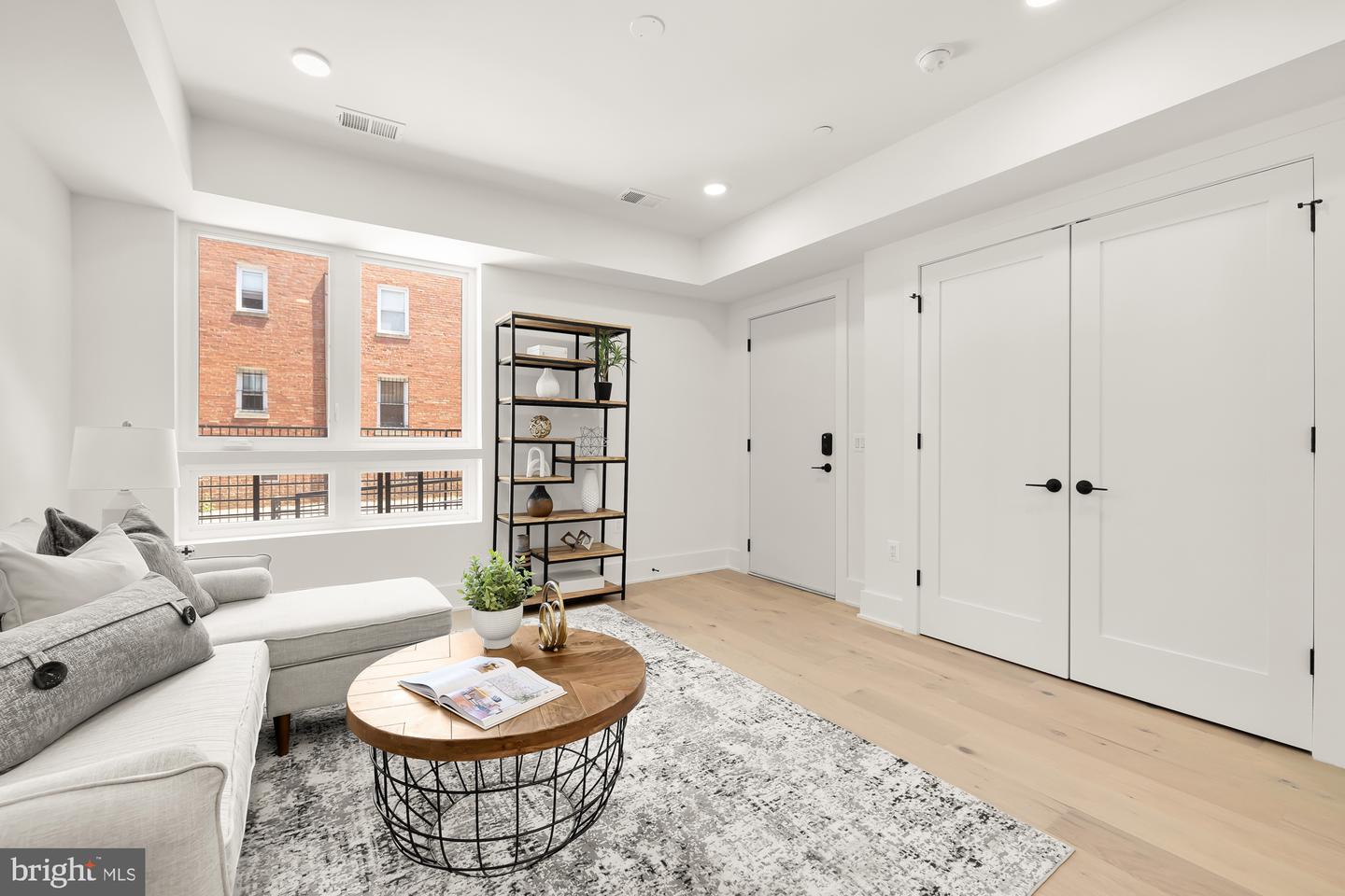 1006 FLORIDA AVE NE #102, WASHINGTON, District Of Columbia 20002, 1 Bedroom Bedrooms, ,1 BathroomBathrooms,Residential,For sale,1006 FLORIDA AVE NE #102,DCDC2141662 MLS # DCDC2141662
