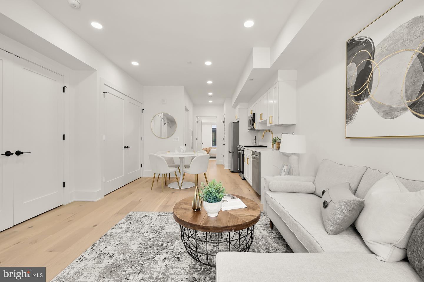 1006 FLORIDA AVE NE #102, WASHINGTON, District Of Columbia 20002, 1 Bedroom Bedrooms, ,1 BathroomBathrooms,Residential,For sale,1006 FLORIDA AVE NE #102,DCDC2141662 MLS # DCDC2141662
