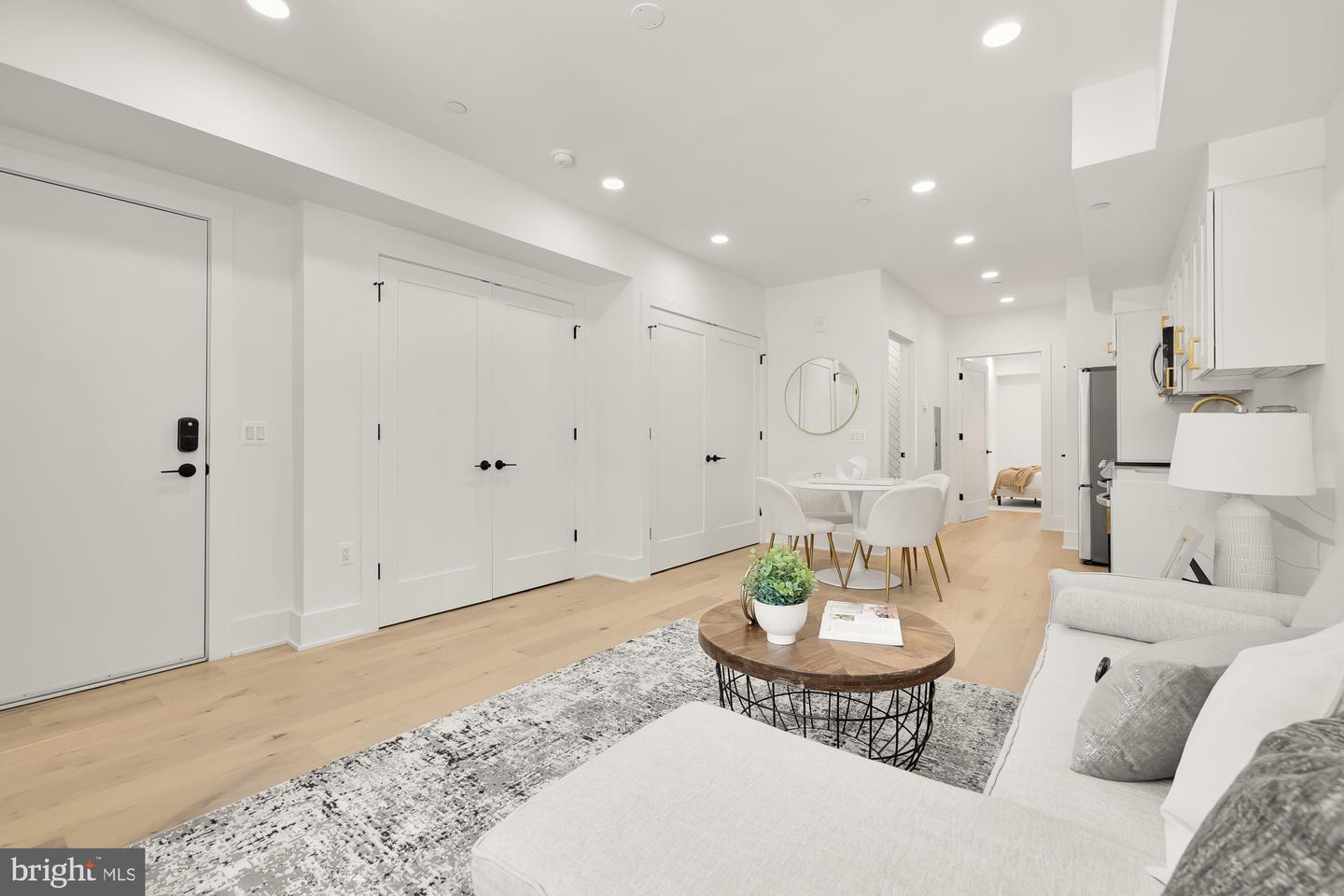 1006 FLORIDA AVE NE #102, WASHINGTON, District Of Columbia 20002, 1 Bedroom Bedrooms, ,1 BathroomBathrooms,Residential,For sale,1006 FLORIDA AVE NE #102,DCDC2141662 MLS # DCDC2141662