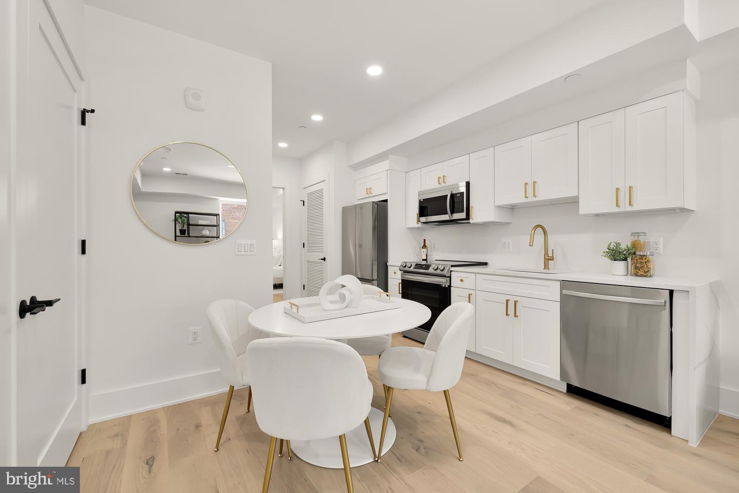 1006 FLORIDA AVE NE #102, WASHINGTON, District Of Columbia 20002, 1 Bedroom Bedrooms, ,1 BathroomBathrooms,Residential,For sale,1006 FLORIDA AVE NE #102,DCDC2141662 MLS # DCDC2141662