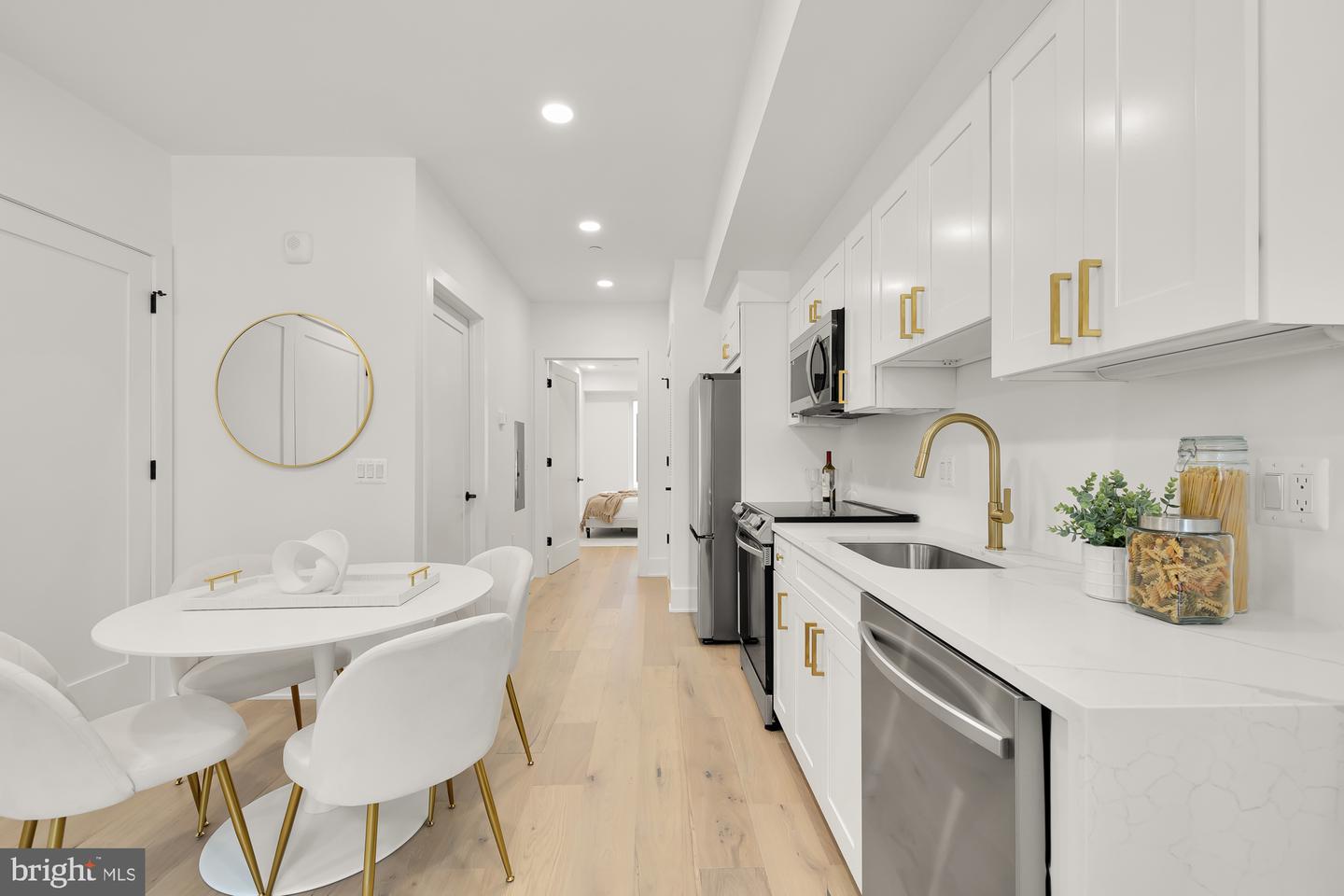 1006 FLORIDA AVE NE #102, WASHINGTON, District Of Columbia 20002, 1 Bedroom Bedrooms, ,1 BathroomBathrooms,Residential,For sale,1006 FLORIDA AVE NE #102,DCDC2141662 MLS # DCDC2141662