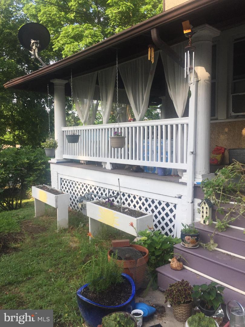 2906 25TH ST NE, WASHINGTON, District Of Columbia 20018, 5 Bedrooms Bedrooms, ,3 BathroomsBathrooms,Residential,For sale,2906 25TH ST NE,DCDC2145600 MLS # DCDC2145600