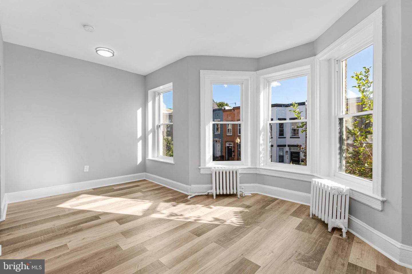 22 TODD PL NE, WASHINGTON, District Of Columbia 20002, 4 Bedrooms Bedrooms, ,2 BathroomsBathrooms,Residential,For sale,22 TODD PL NE,DCDC2147234 MLS # DCDC2147234