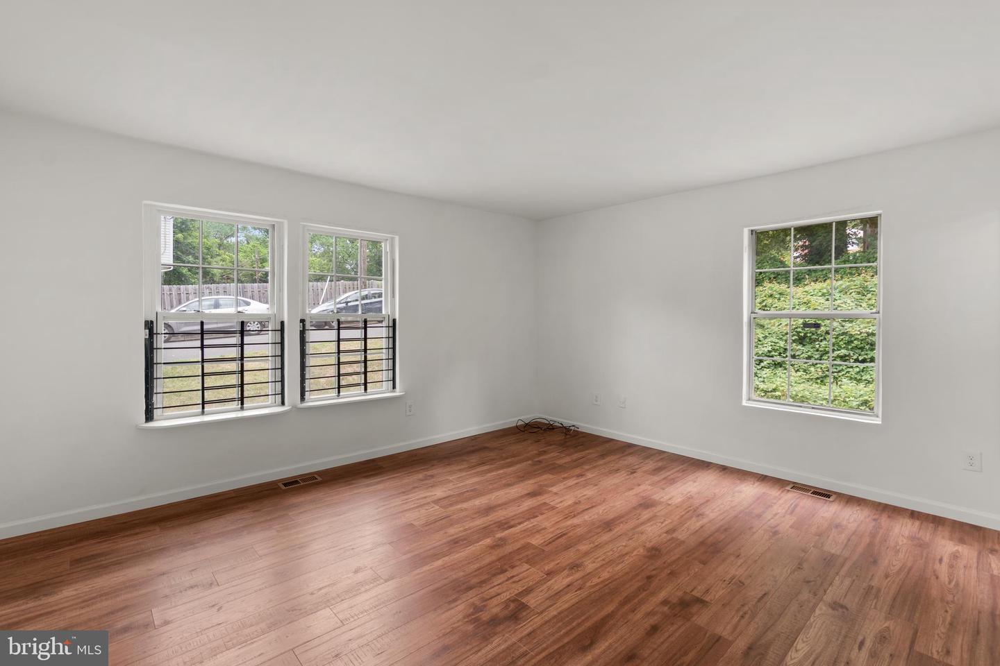 616 46TH ST NE, WASHINGTON, District Of Columbia 20019, 4 Bedrooms Bedrooms, ,2 BathroomsBathrooms,Residential,For sale,616 46TH ST NE,DCDC2147592 MLS # DCDC2147592