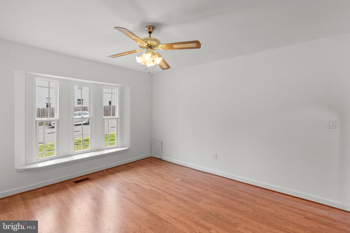 616 46TH ST NE, WASHINGTON, District Of Columbia 20019, 4 Bedrooms Bedrooms, ,2 BathroomsBathrooms,Residential,For sale,616 46TH ST NE,DCDC2147592 MLS # DCDC2147592