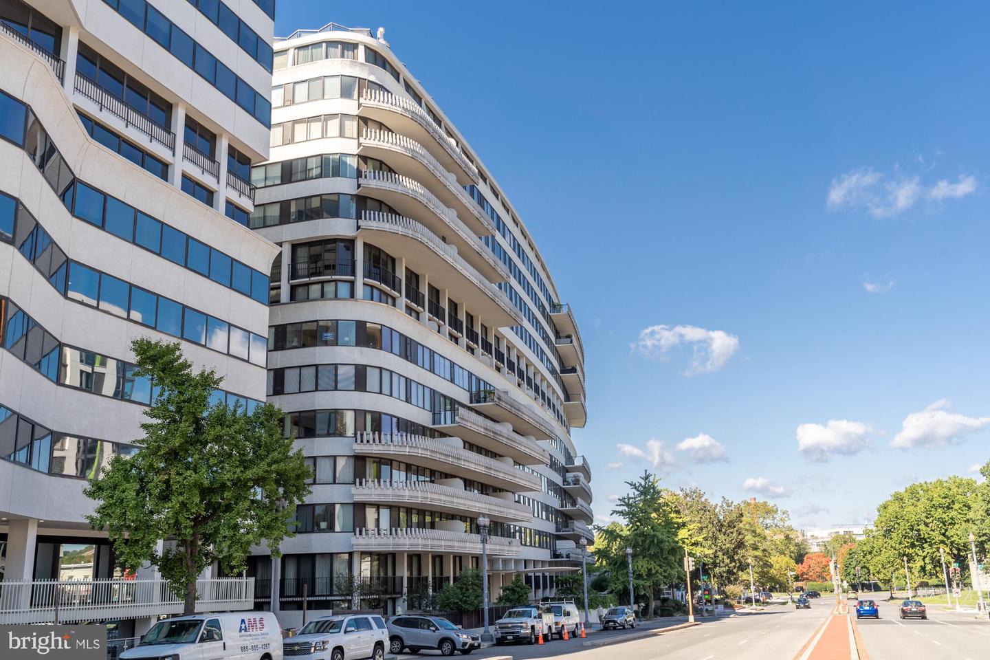 2700 VIRGINIA AVE NW #801, WASHINGTON, District Of Columbia 20037, 2 Bedrooms Bedrooms, ,2 BathroomsBathrooms,Residential,For sale,2700 VIRGINIA AVE NW #801,DCDC2147892 MLS # DCDC2147892