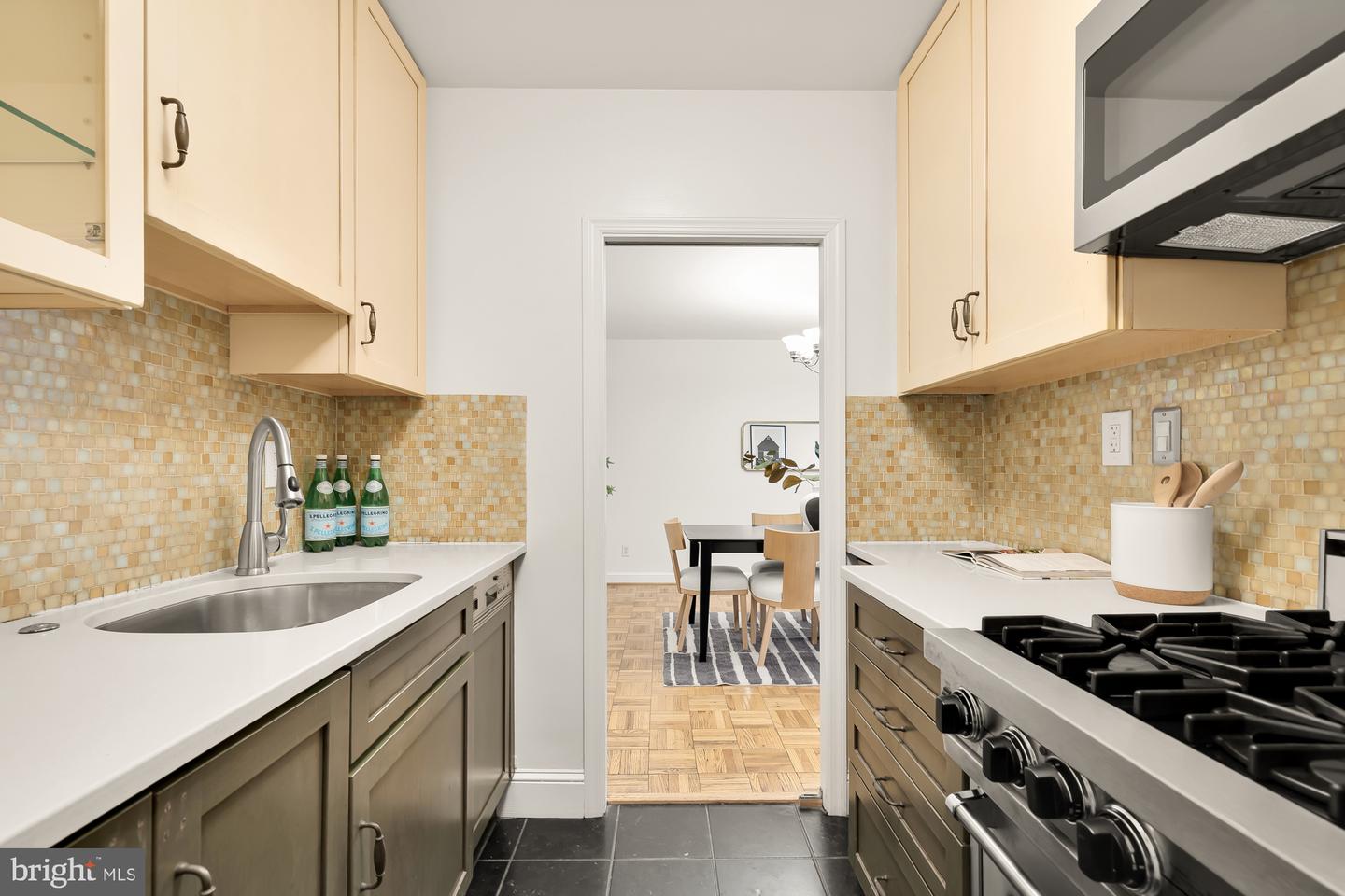 2475 VIRGINIA AVE NW #200/201, WASHINGTON, District Of Columbia 20037, 2 Bedrooms Bedrooms, ,2 BathroomsBathrooms,Residential,For sale,2475 VIRGINIA AVE NW #200/201,DCDC2147910 MLS # DCDC2147910