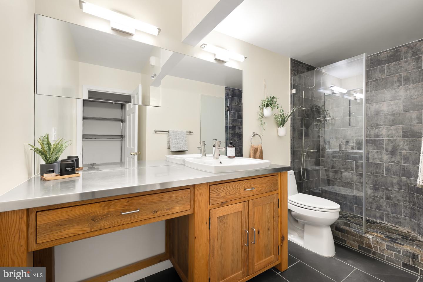 2475 VIRGINIA AVE NW #200/201, WASHINGTON, District Of Columbia 20037, 2 Bedrooms Bedrooms, ,2 BathroomsBathrooms,Residential,For sale,2475 VIRGINIA AVE NW #200/201,DCDC2147910 MLS # DCDC2147910