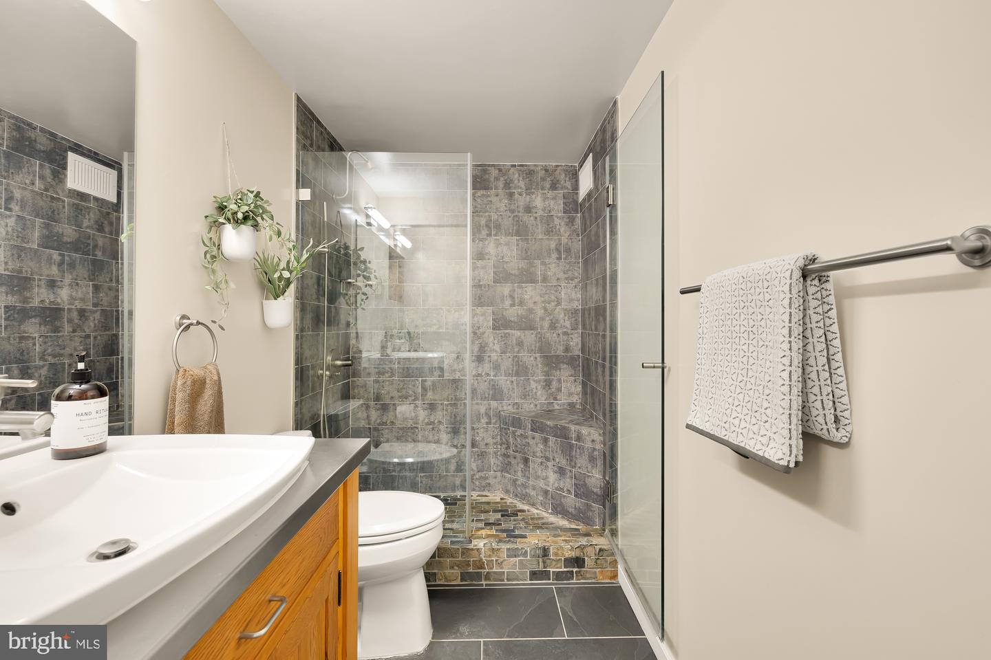 2475 VIRGINIA AVE NW #200/201, WASHINGTON, District Of Columbia 20037, 2 Bedrooms Bedrooms, ,2 BathroomsBathrooms,Residential,For sale,2475 VIRGINIA AVE NW #200/201,DCDC2147910 MLS # DCDC2147910