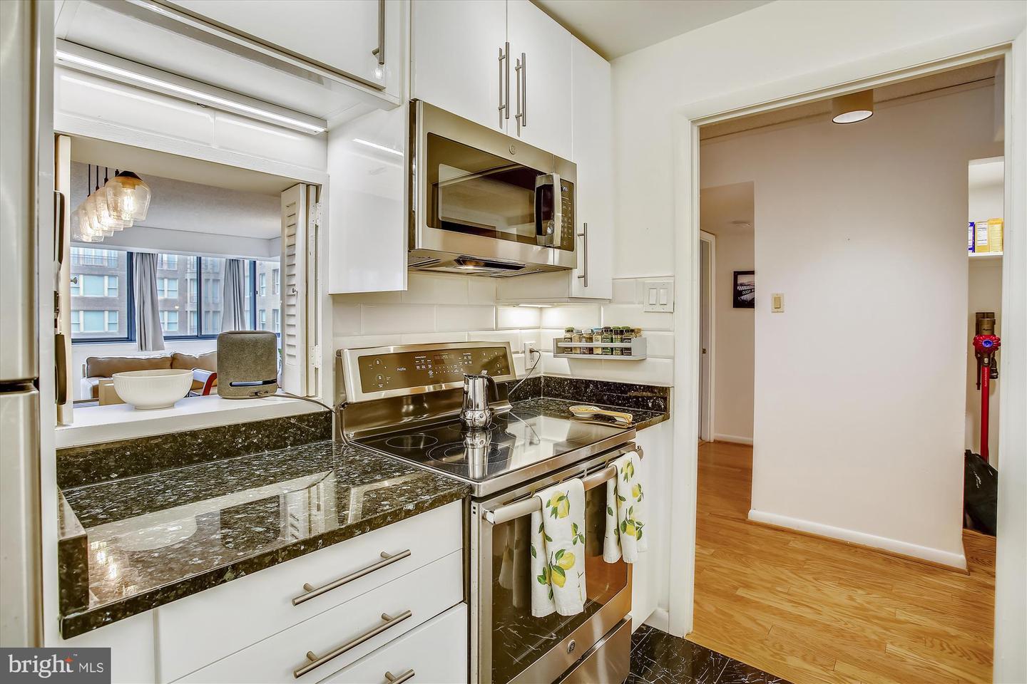1140 23RD ST NW #807, WASHINGTON, District Of Columbia 20037, 1 Bedroom Bedrooms, ,1 BathroomBathrooms,Residential,For sale,1140 23RD ST NW #807,DCDC2148110 MLS # DCDC2148110