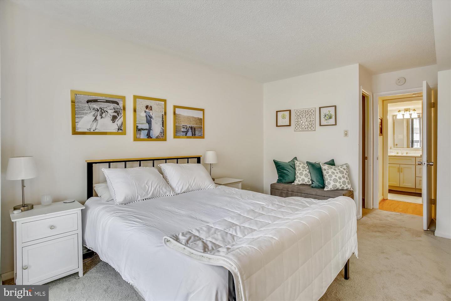 1140 23RD ST NW #807, WASHINGTON, District Of Columbia 20037, 1 Bedroom Bedrooms, ,1 BathroomBathrooms,Residential,For sale,1140 23RD ST NW #807,DCDC2148110 MLS # DCDC2148110