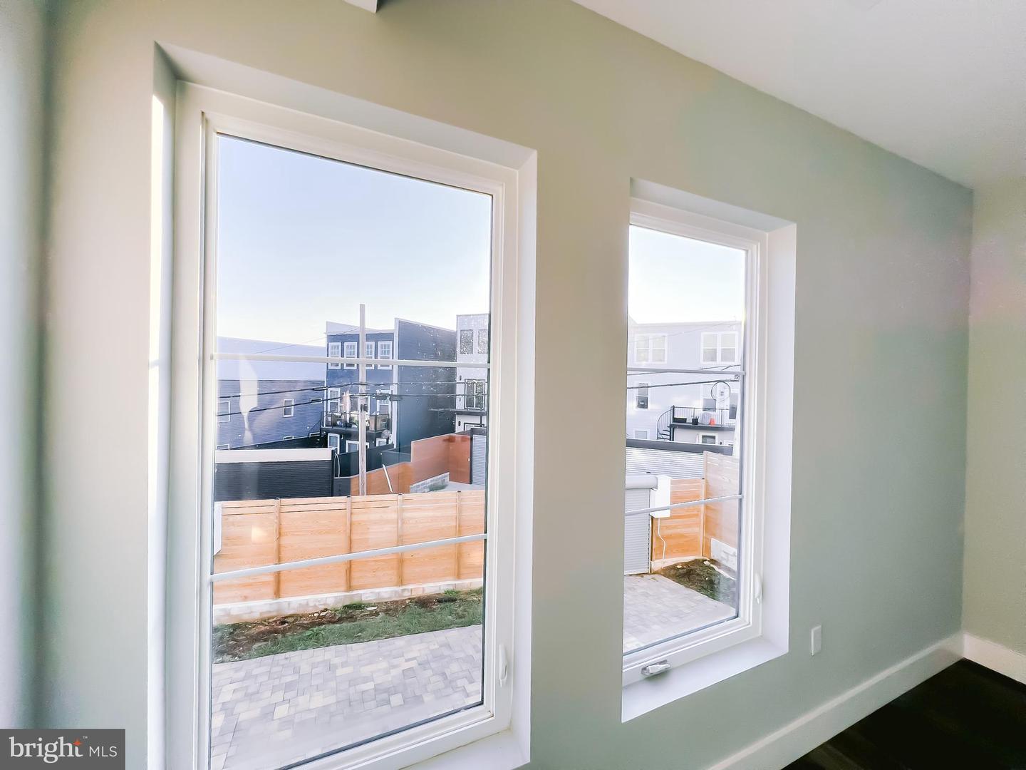 1266 HOLBROOK TER NE #1, WASHINGTON, District Of Columbia 20002, 2 Bedrooms Bedrooms, ,3 BathroomsBathrooms,Residential,For sale,1266 HOLBROOK TER NE #1,DCDC2148322 MLS # DCDC2148322