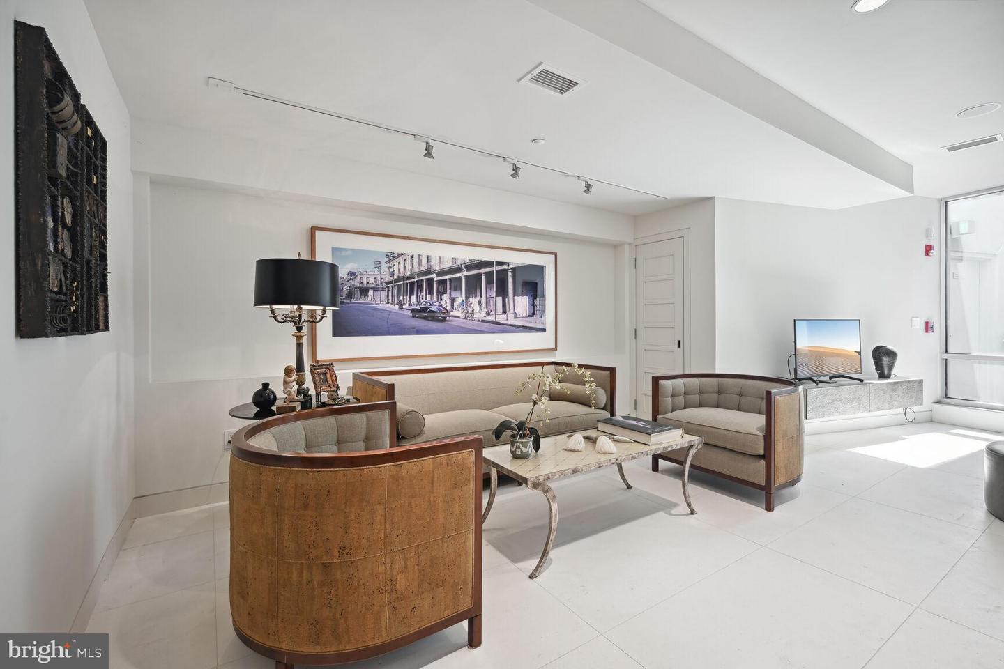 1612 16TH ST NW #1, WASHINGTON, District Of Columbia 20009, 2 Bedrooms Bedrooms, ,2 BathroomsBathrooms,Residential,For sale,1612 16TH ST NW #1,DCDC2148986 MLS # DCDC2148986