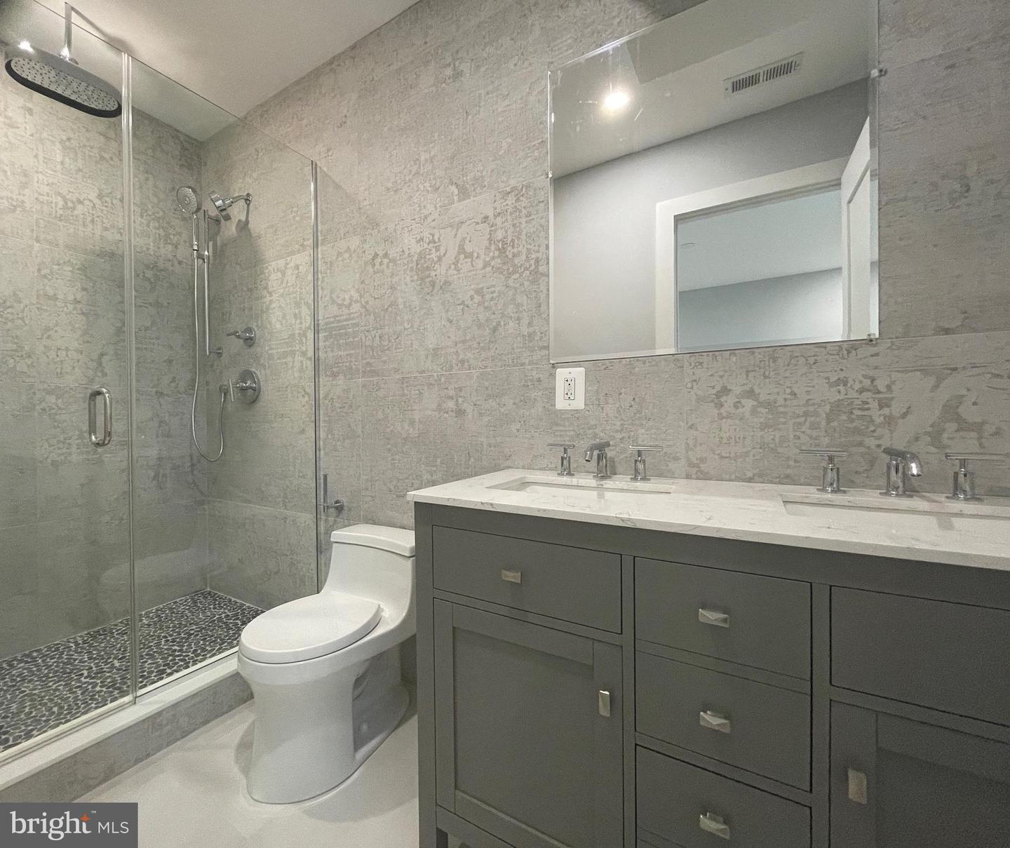 424 MISSOURI AVE NW #1, WASHINGTON, District Of Columbia 20011, 3 Bedrooms Bedrooms, ,2 BathroomsBathrooms,Residential,For sale,424 MISSOURI AVE NW #1,DCDC2150618 MLS # DCDC2150618