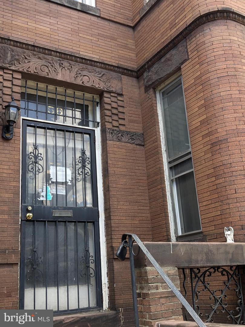 56 QUINCY PL NE, WASHINGTON, District Of Columbia 20002, 3 Bedrooms Bedrooms, 7 Rooms Rooms,1 BathroomBathrooms,Residential,For sale,56 QUINCY PL NE,DCDC2150950 MLS # DCDC2150950