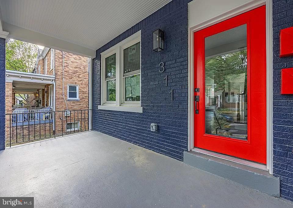 311 LONGFELLOW ST NW, WASHINGTON, District Of Columbia 20011, 4 Bedrooms Bedrooms, ,3 BathroomsBathrooms,Residential,For sale,311 LONGFELLOW ST NW,DCDC2151684 MLS # DCDC2151684