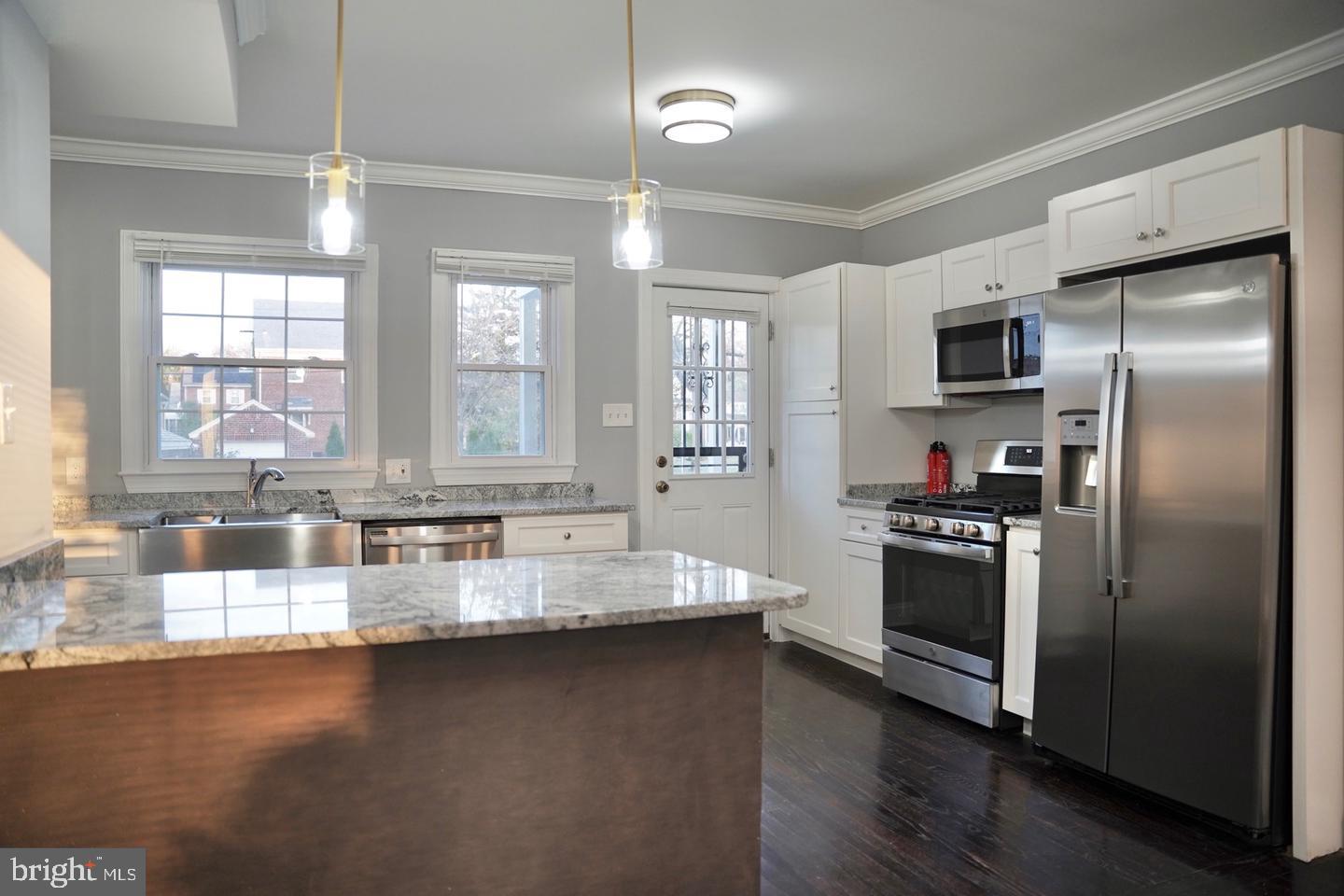 2112 BRANCH AVE SE, WASHINGTON, District Of Columbia 20020, 5 Bedrooms Bedrooms, ,2 BathroomsBathrooms,Residential,For sale,2112 BRANCH AVE SE,DCDC2151888 MLS # DCDC2151888