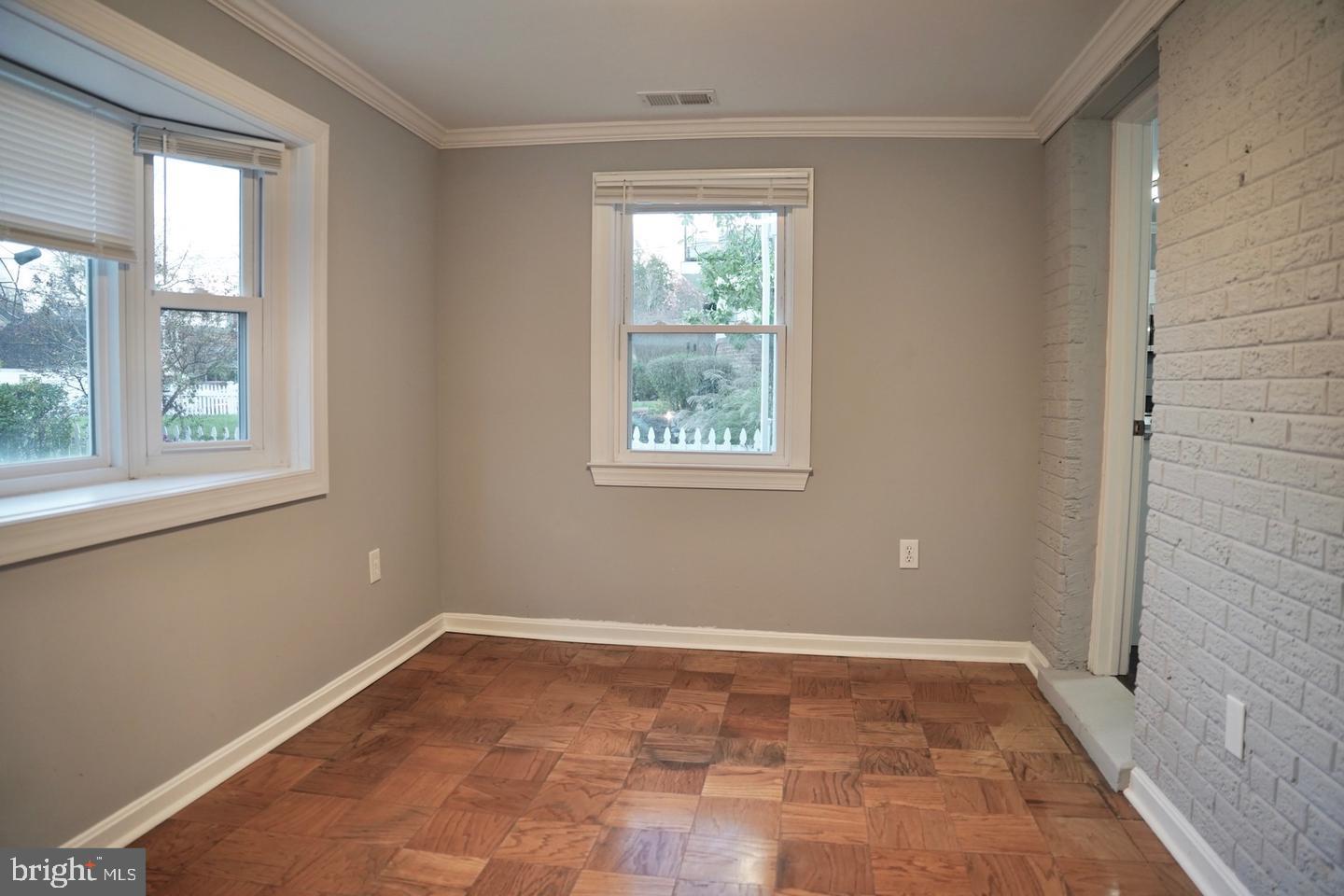 2112 BRANCH AVE SE, WASHINGTON, District Of Columbia 20020, 5 Bedrooms Bedrooms, ,2 BathroomsBathrooms,Residential,For sale,2112 BRANCH AVE SE,DCDC2151888 MLS # DCDC2151888
