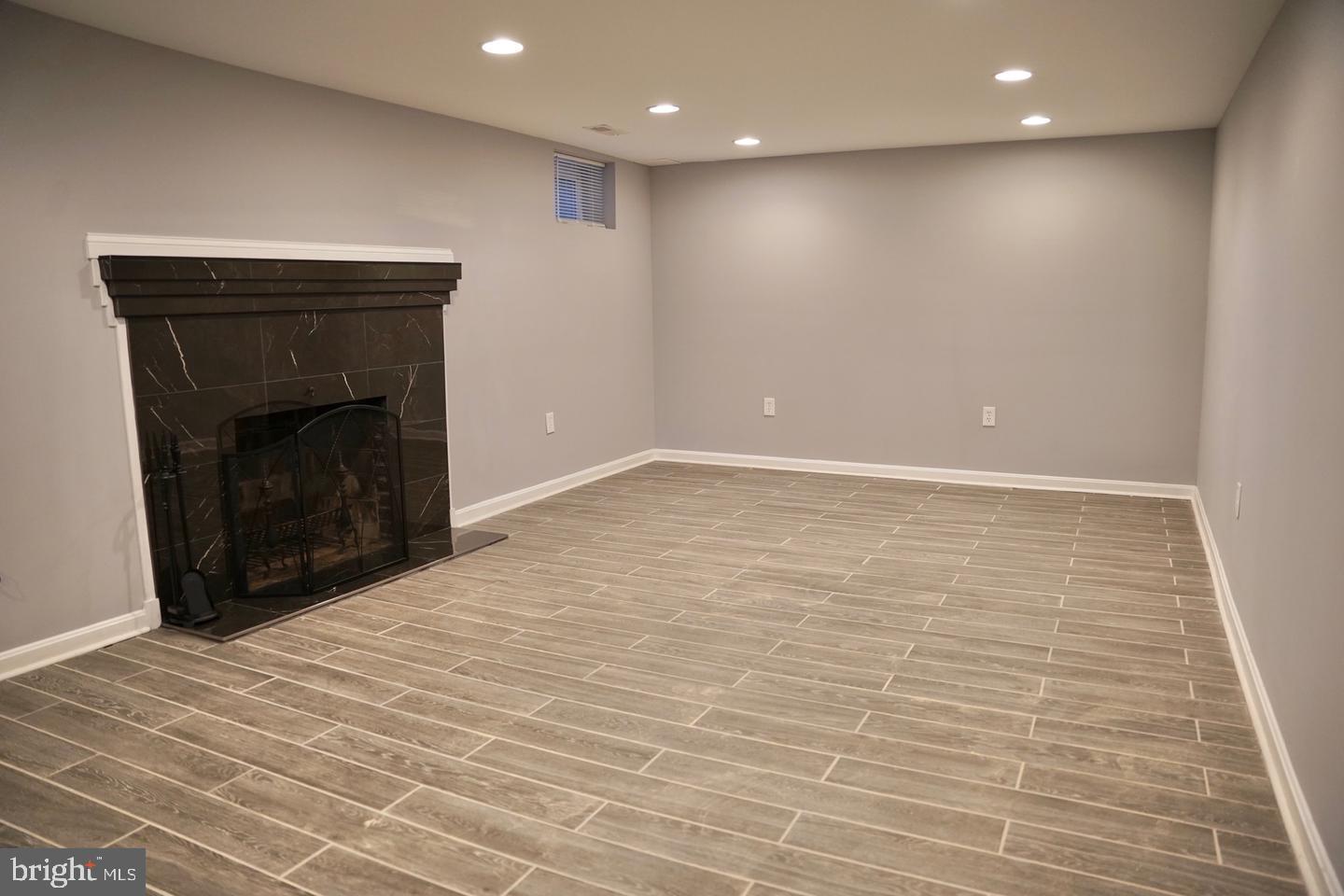 2112 BRANCH AVE SE, WASHINGTON, District Of Columbia 20020, 5 Bedrooms Bedrooms, ,2 BathroomsBathrooms,Residential,For sale,2112 BRANCH AVE SE,DCDC2151888 MLS # DCDC2151888