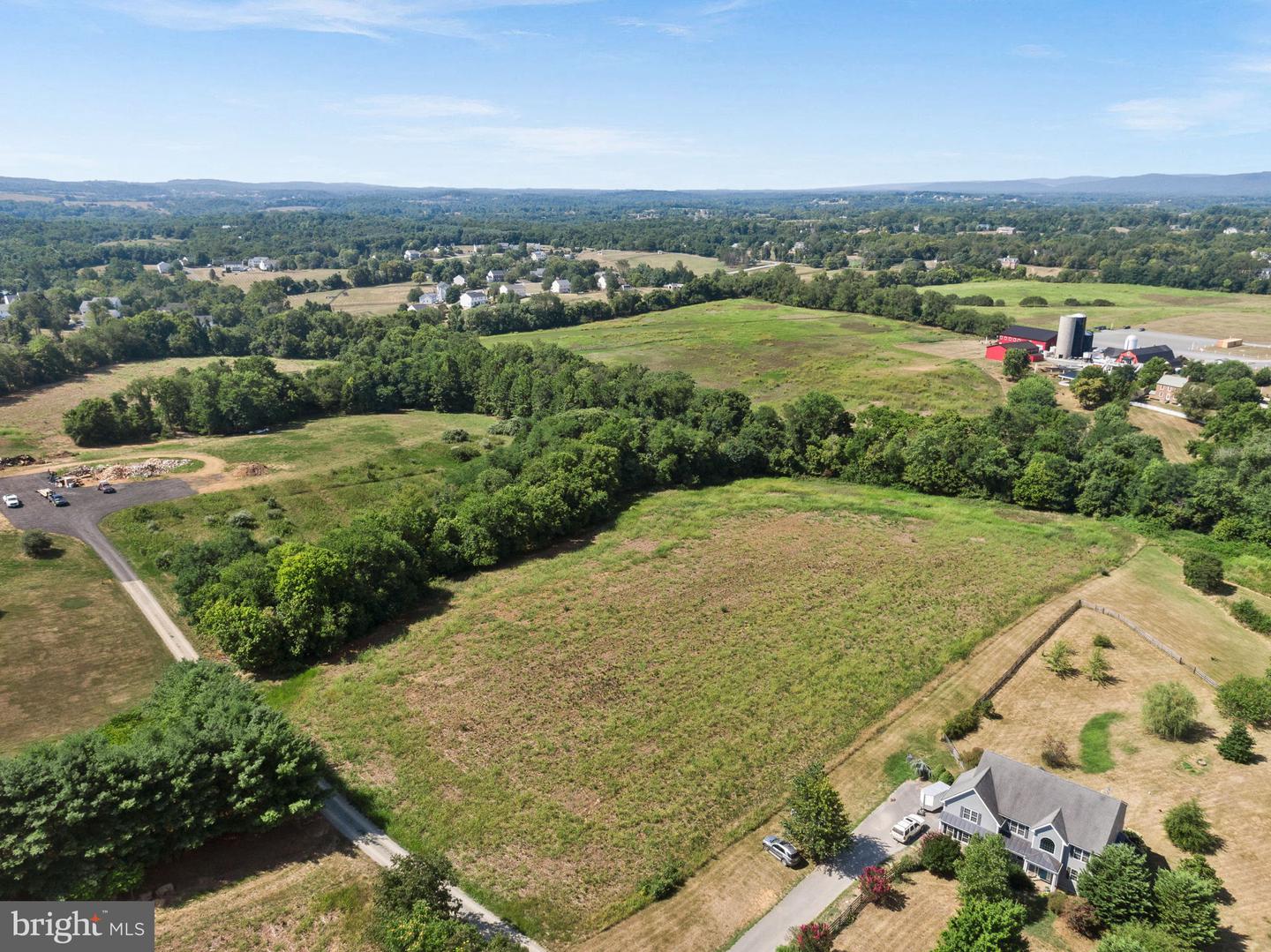 MARY LANE, LOVETTSVILLE, Virginia 20180, ,Land,For sale,MARY LANE,VALO2078558 MLS # VALO2078558