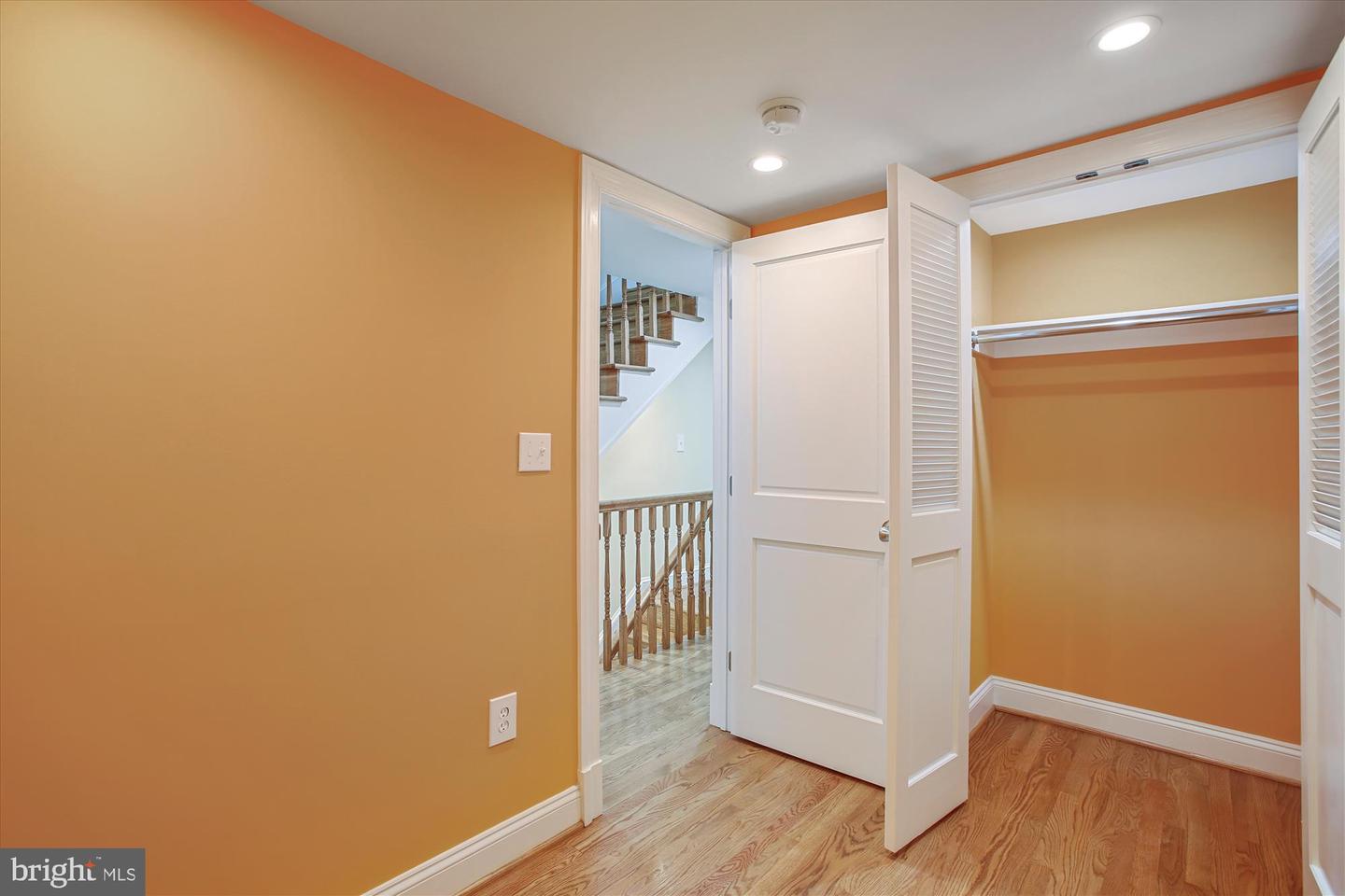 903 11TH ST SE, WASHINGTON, District Of Columbia 20003, 3 Bedrooms Bedrooms, ,2 BathroomsBathrooms,Residential,For sale,903 11TH ST SE,DCDC2152290 MLS # DCDC2152290