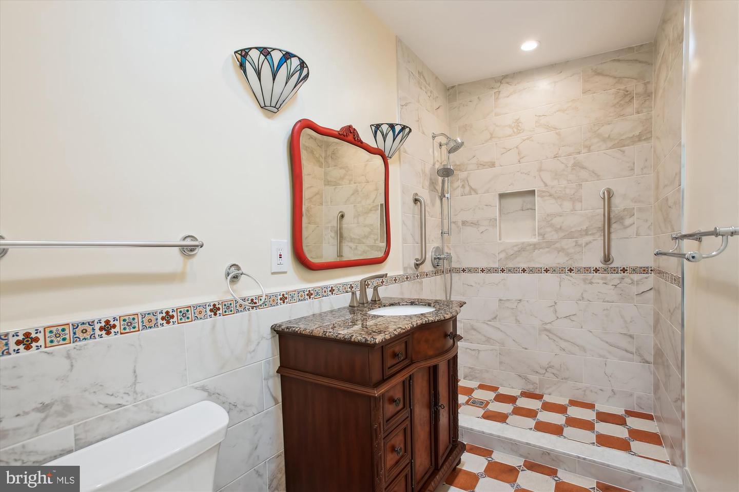 903 11TH ST SE, WASHINGTON, District Of Columbia 20003, 3 Bedrooms Bedrooms, ,2 BathroomsBathrooms,Residential,For sale,903 11TH ST SE,DCDC2152290 MLS # DCDC2152290