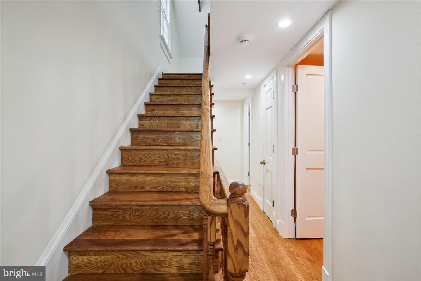 903 11TH ST SE, WASHINGTON, District Of Columbia 20003, 3 Bedrooms Bedrooms, ,2 BathroomsBathrooms,Residential,For sale,903 11TH ST SE,DCDC2152290 MLS # DCDC2152290