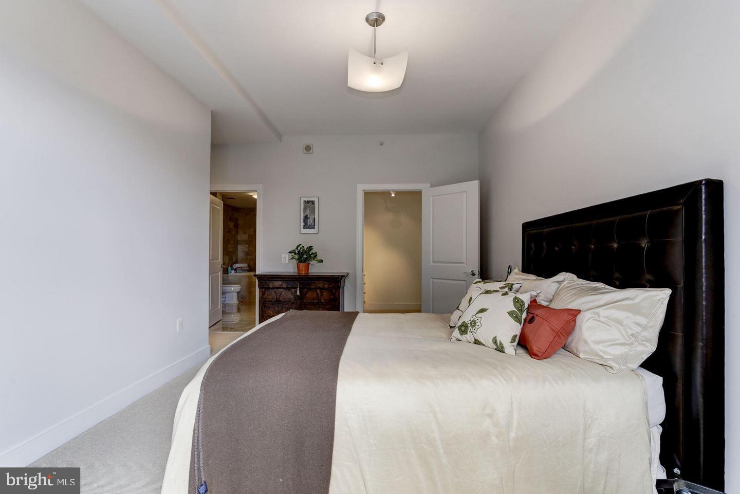 2425 L ST NW #730, WASHINGTON, District Of Columbia 20037, 2 Bedrooms Bedrooms, ,2 BathroomsBathrooms,Residential,For sale,2425 L ST NW #730,DCDC2152500 MLS # DCDC2152500