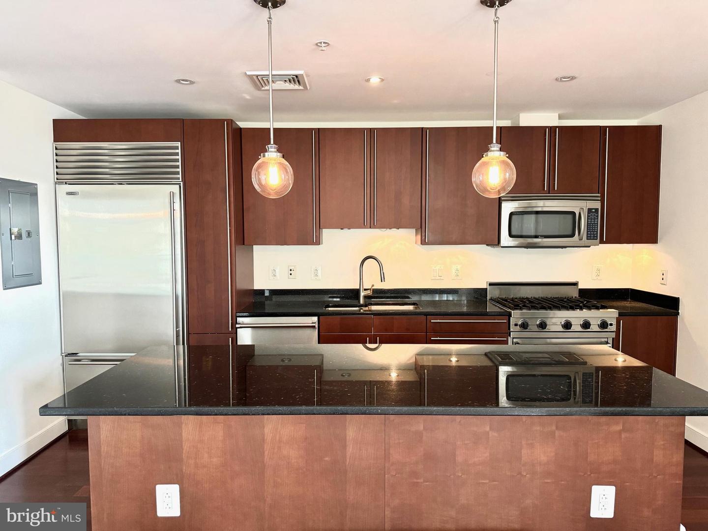 2425 L ST NW #730, WASHINGTON, District Of Columbia 20037, 2 Bedrooms Bedrooms, ,2 BathroomsBathrooms,Residential,For sale,2425 L ST NW #730,DCDC2152500 MLS # DCDC2152500