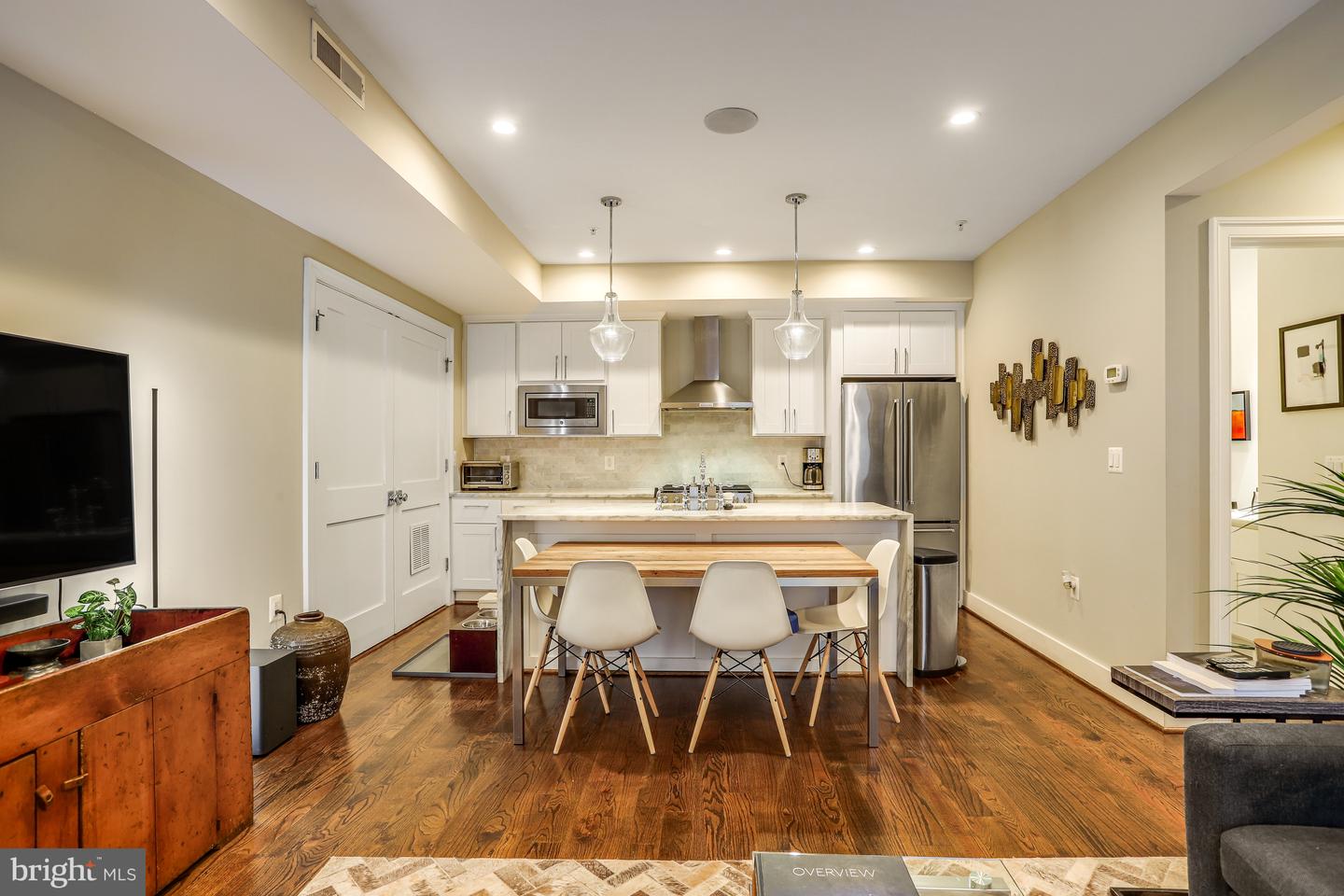4343 HARRISON ST NW #6, WASHINGTON, District Of Columbia 20015, 2 Bedrooms Bedrooms, ,2 BathroomsBathrooms,Residential,For sale,4343 HARRISON ST NW #6,DCDC2153442 MLS # DCDC2153442