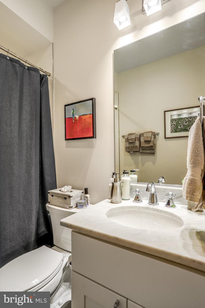4343 HARRISON ST NW #6, WASHINGTON, District Of Columbia 20015, 2 Bedrooms Bedrooms, ,2 BathroomsBathrooms,Residential,For sale,4343 HARRISON ST NW #6,DCDC2153442 MLS # DCDC2153442