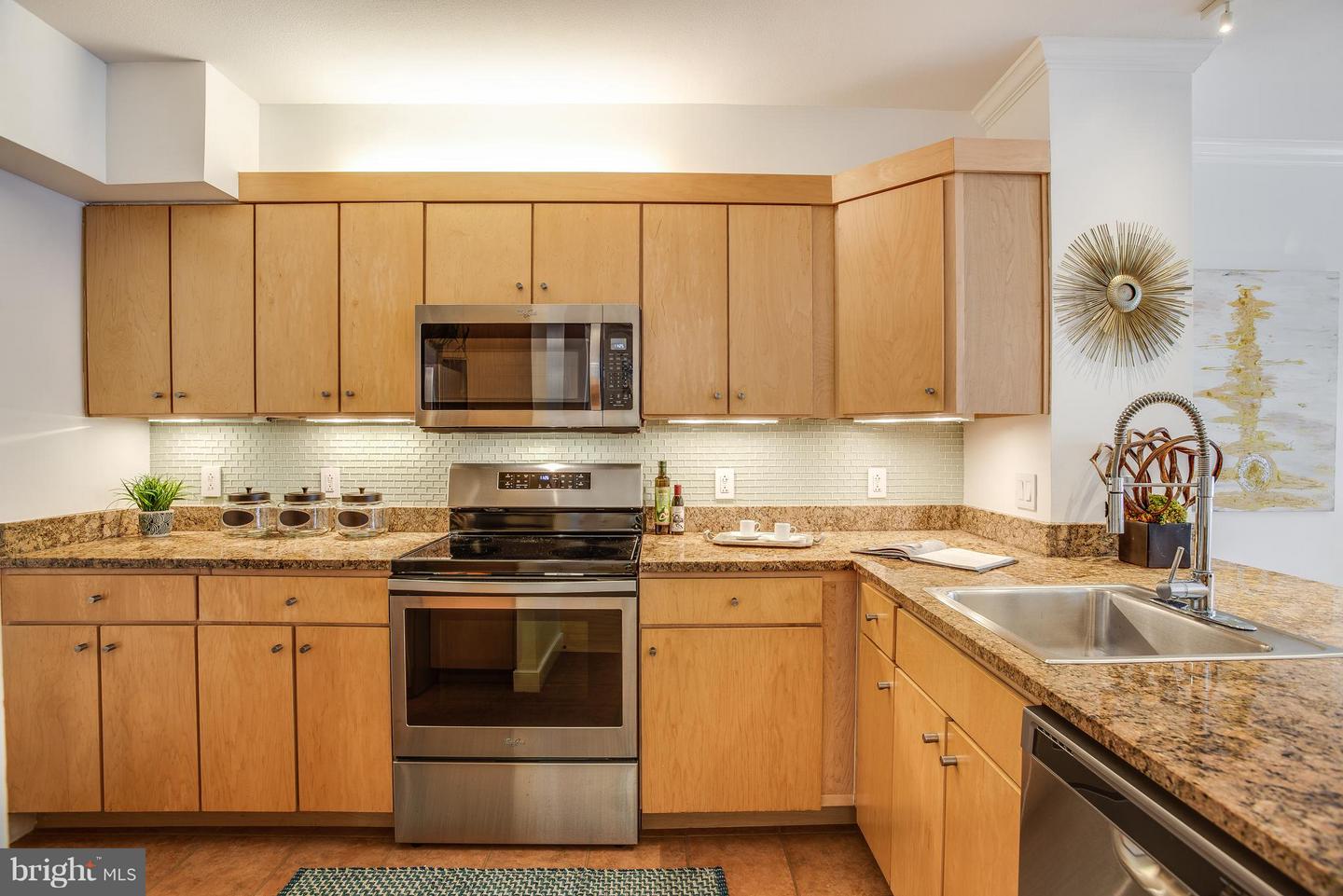 631 D ST NW #430, WASHINGTON, District Of Columbia 20004, 1 Bedroom Bedrooms, ,1 BathroomBathrooms,Residential,For sale,631 D ST NW #430,DCDC2153486 MLS # DCDC2153486