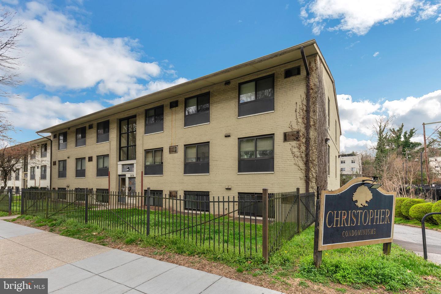 3101 NAYLOR RD SE #304, WASHINGTON, District Of Columbia 20020, 1 Bedroom Bedrooms, ,1 BathroomBathrooms,Residential,For sale,3101 NAYLOR RD SE #304,DCDC2153670 MLS # DCDC2153670