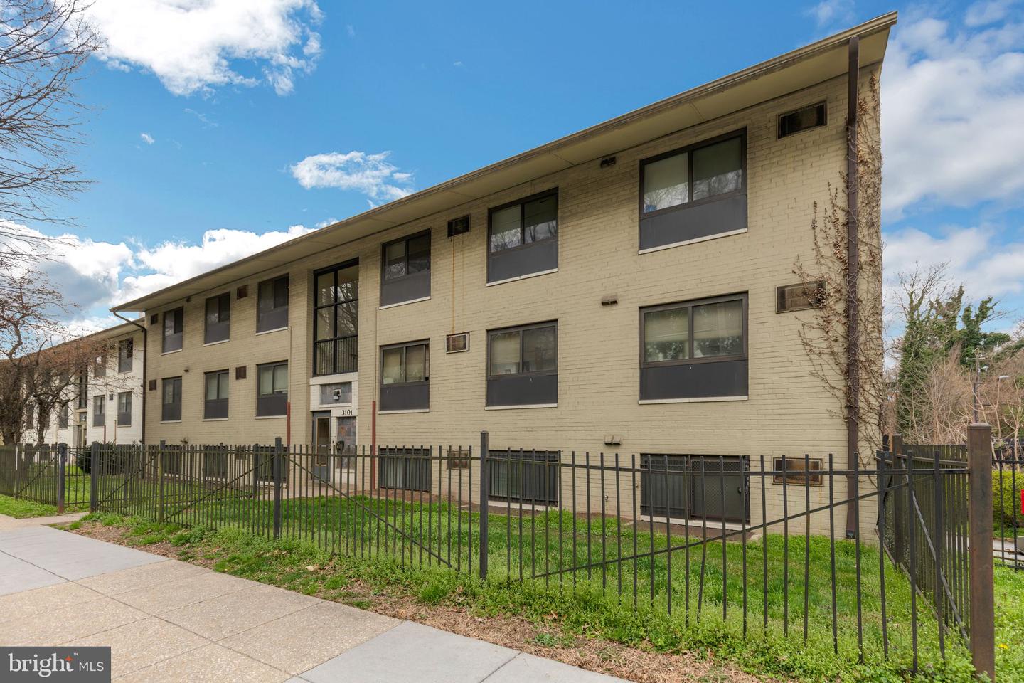 3101 NAYLOR RD SE #304, WASHINGTON, District Of Columbia 20020, 1 Bedroom Bedrooms, ,1 BathroomBathrooms,Residential,For sale,3101 NAYLOR RD SE #304,DCDC2153670 MLS # DCDC2153670