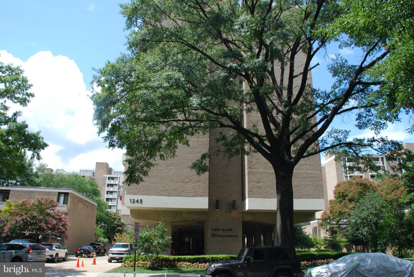 1245 4TH ST SW #E510, WASHINGTON, District Of Columbia 20024, 1 Bedroom Bedrooms, ,1 BathroomBathrooms,Residential,For sale,1245 4TH ST SW #E510,DCDC2153762 MLS # DCDC2153762
