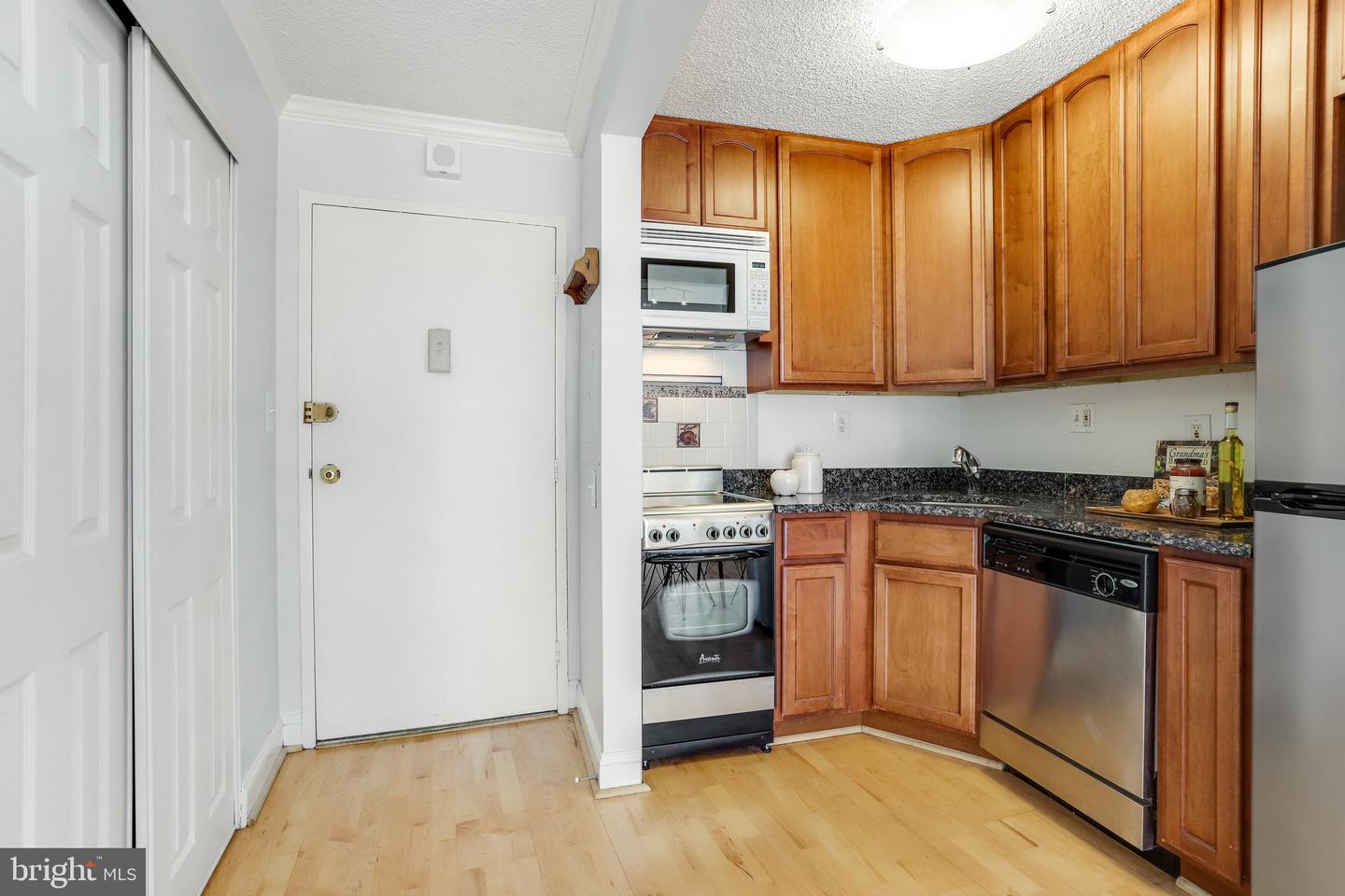 1239 VERMONT AVE NW #410, WASHINGTON, District Of Columbia 20005, 1 Bedroom Bedrooms, ,1 BathroomBathrooms,Residential,For sale,1239 VERMONT AVE NW #410,DCDC2154510 MLS # DCDC2154510